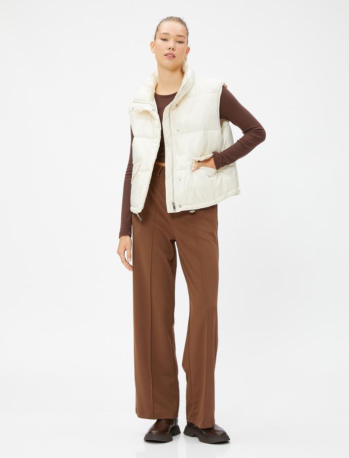  Şişme Yelek Dik Yaka Cep Detaylı Fermuarlı Çıtçıt Kapama