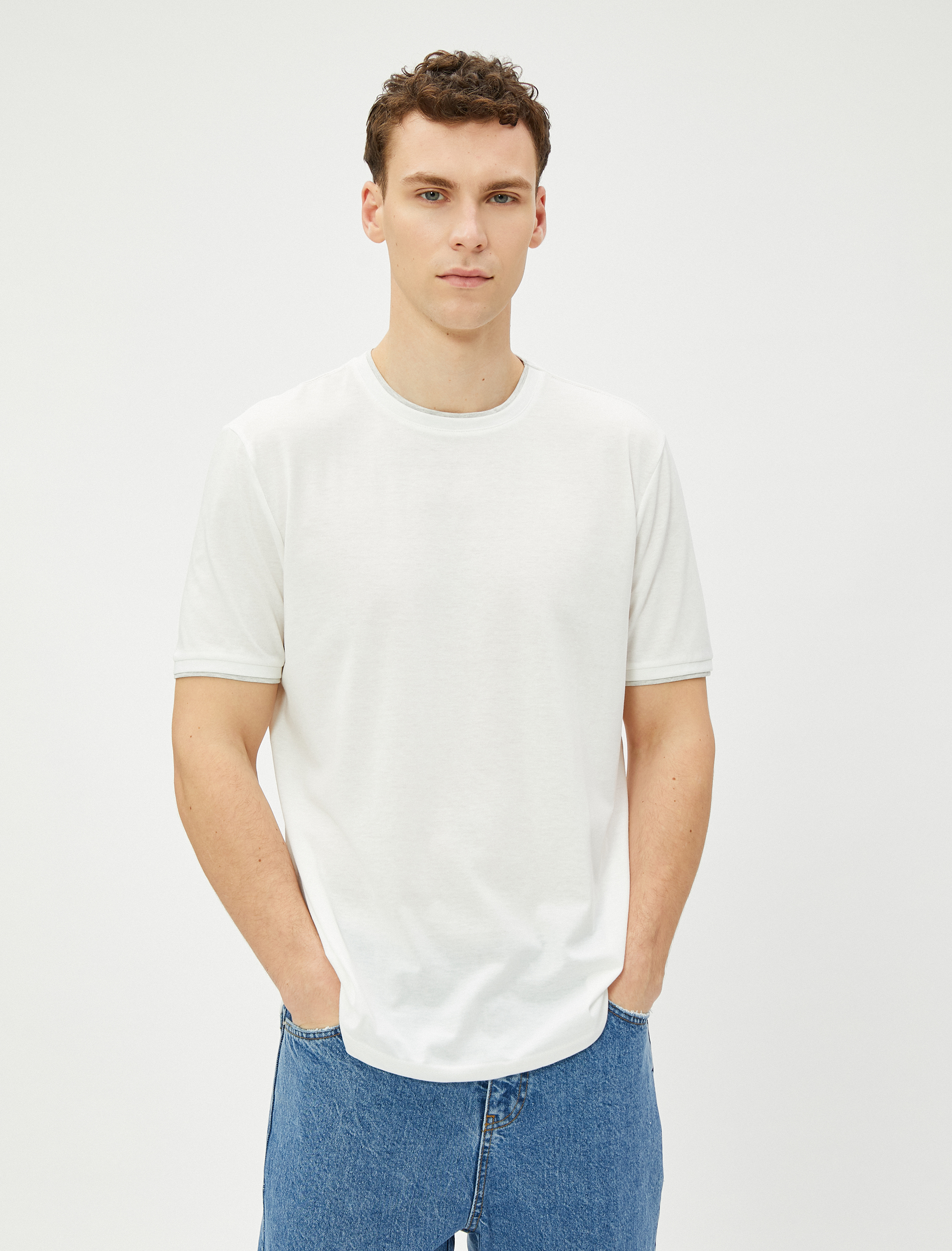   Basic Pamuklu Tişört Bisiklet Yaka Kısa Kollu