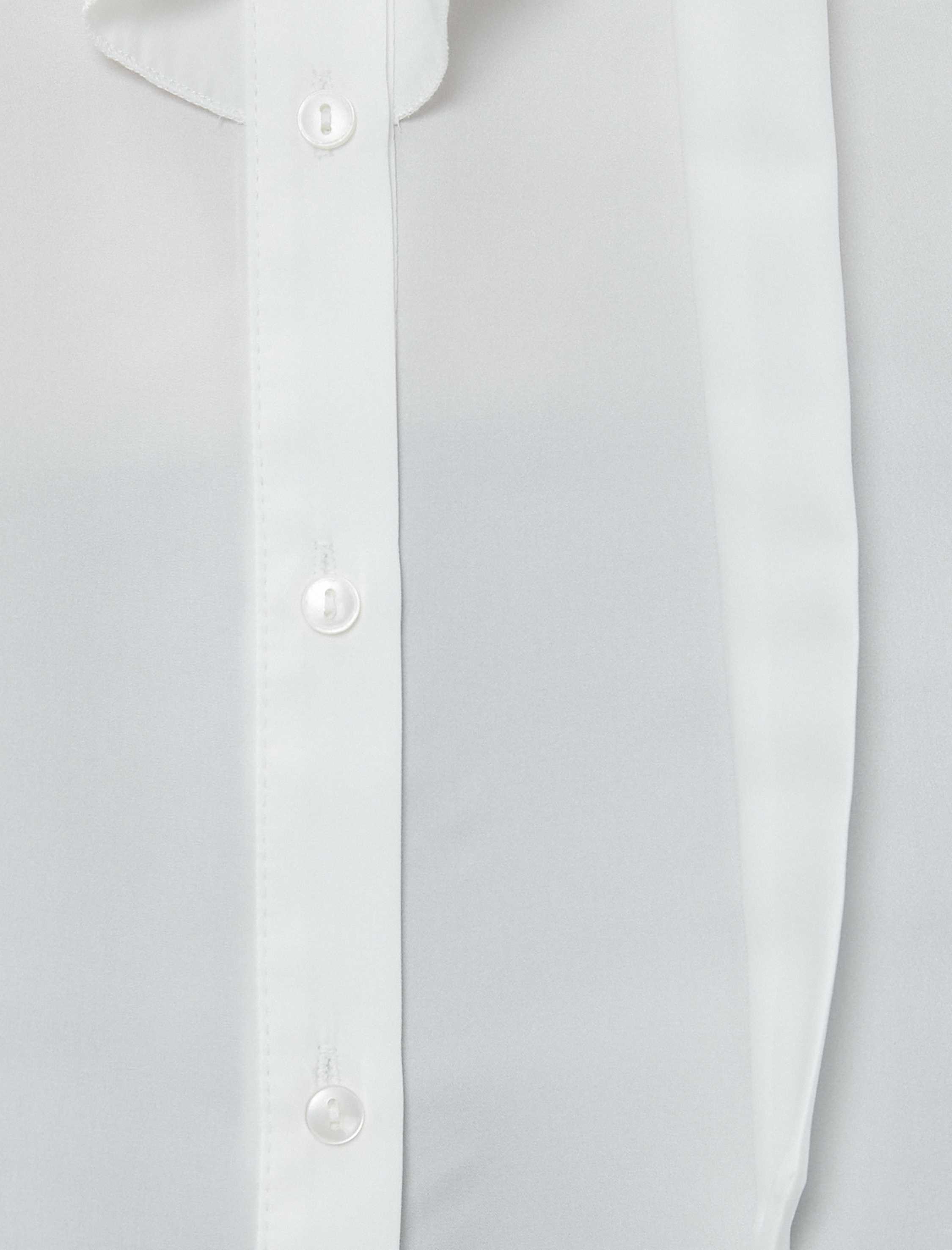   Yakası Fırfırlı Bluz Uzun Kollu