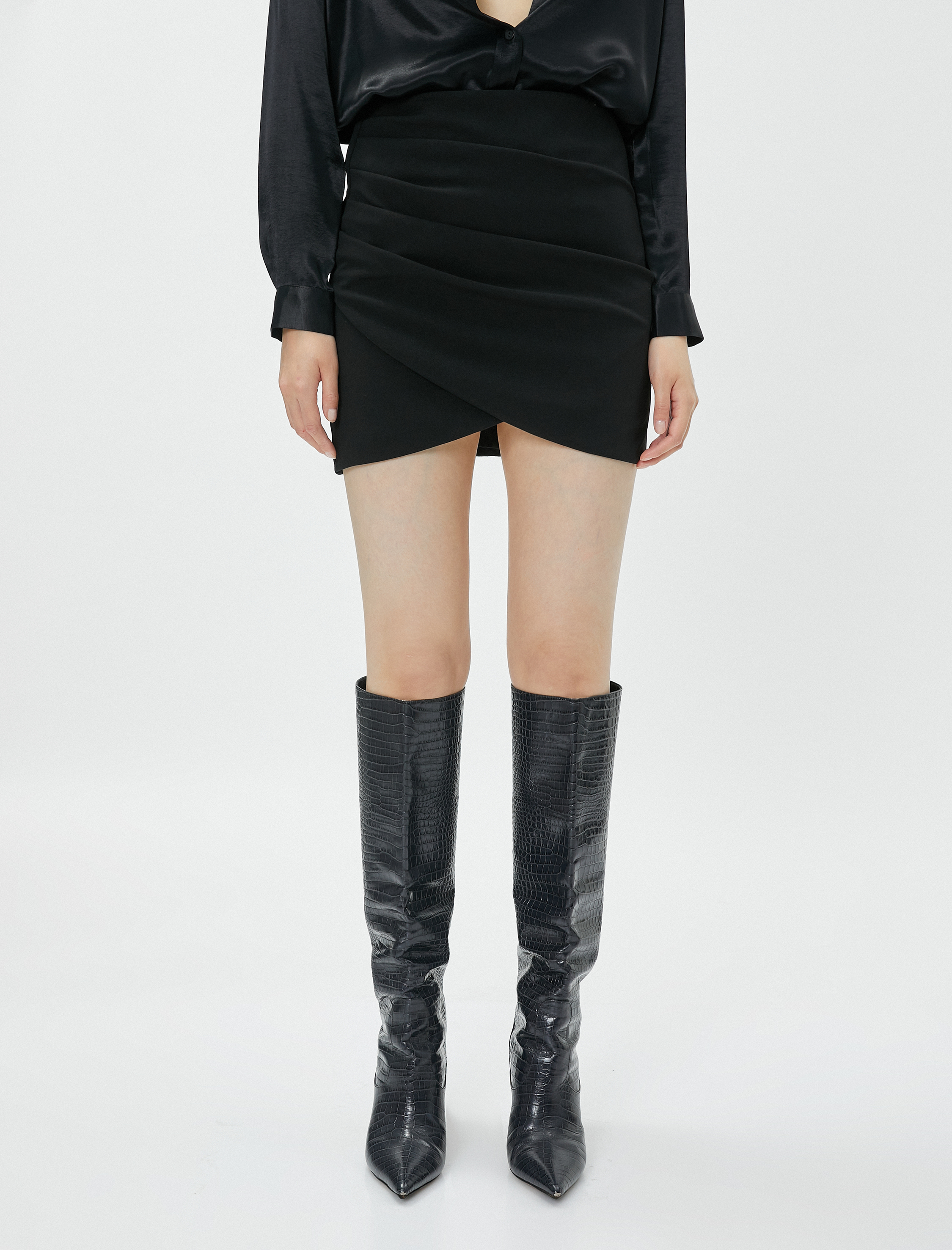   Mini Etek Drapeli Asimetrik Slim Fit