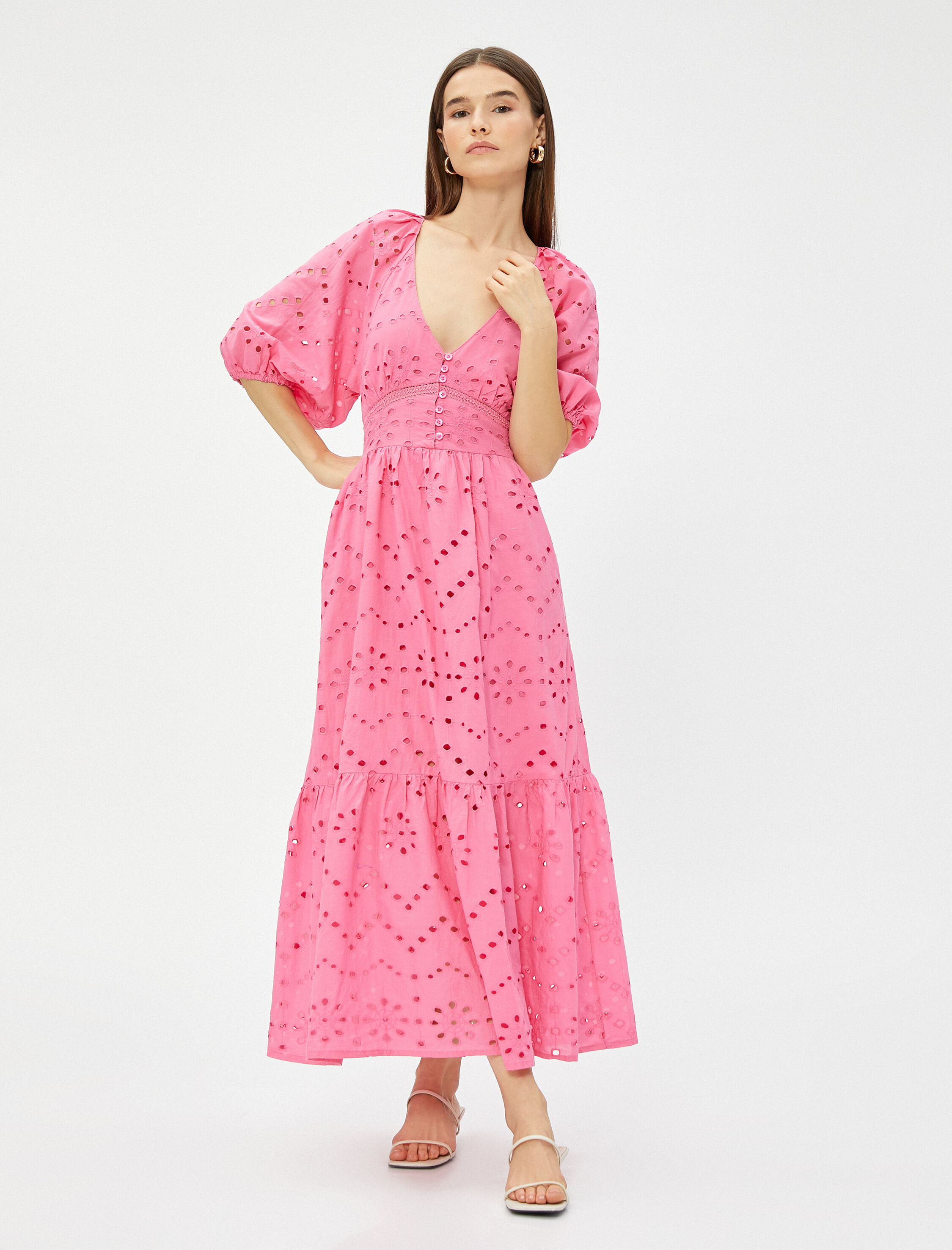   Uzun Yazlık Elbise V Yaka Brodeli