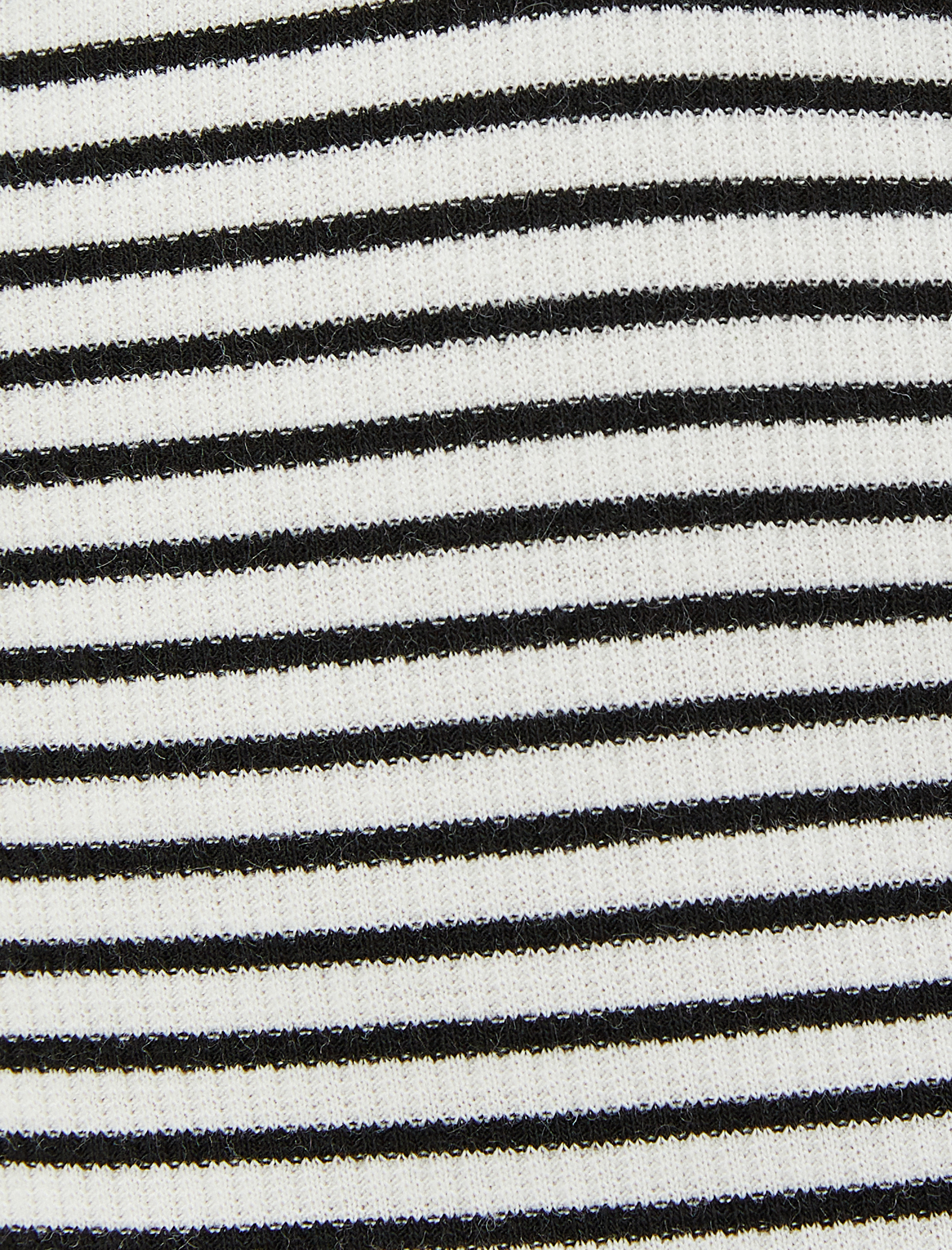   Crop Atlet Askılı V Yaka Büzgü Detaylı