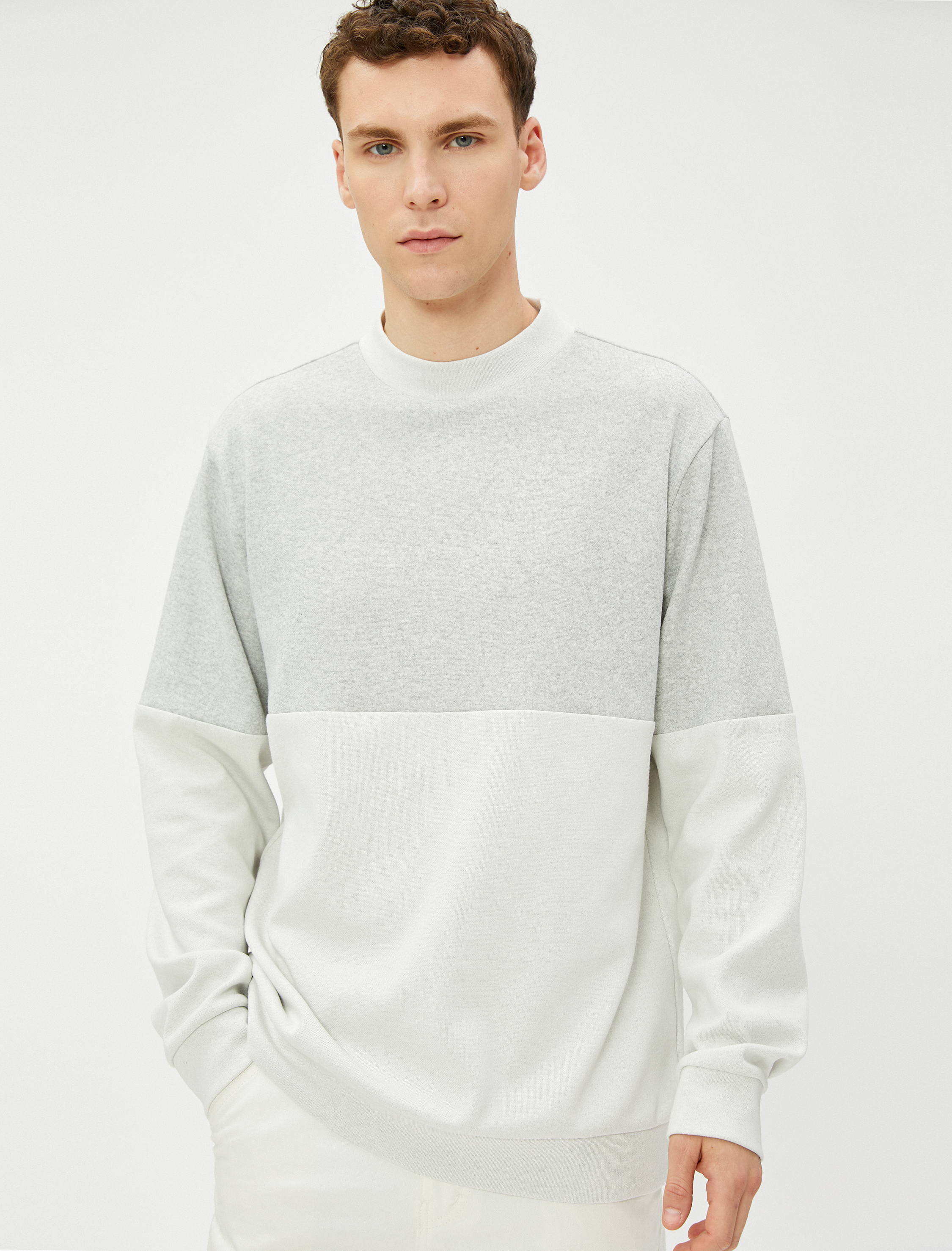 Bisiklet Yaka Kazak Renk Bloklu Uzun Kollu