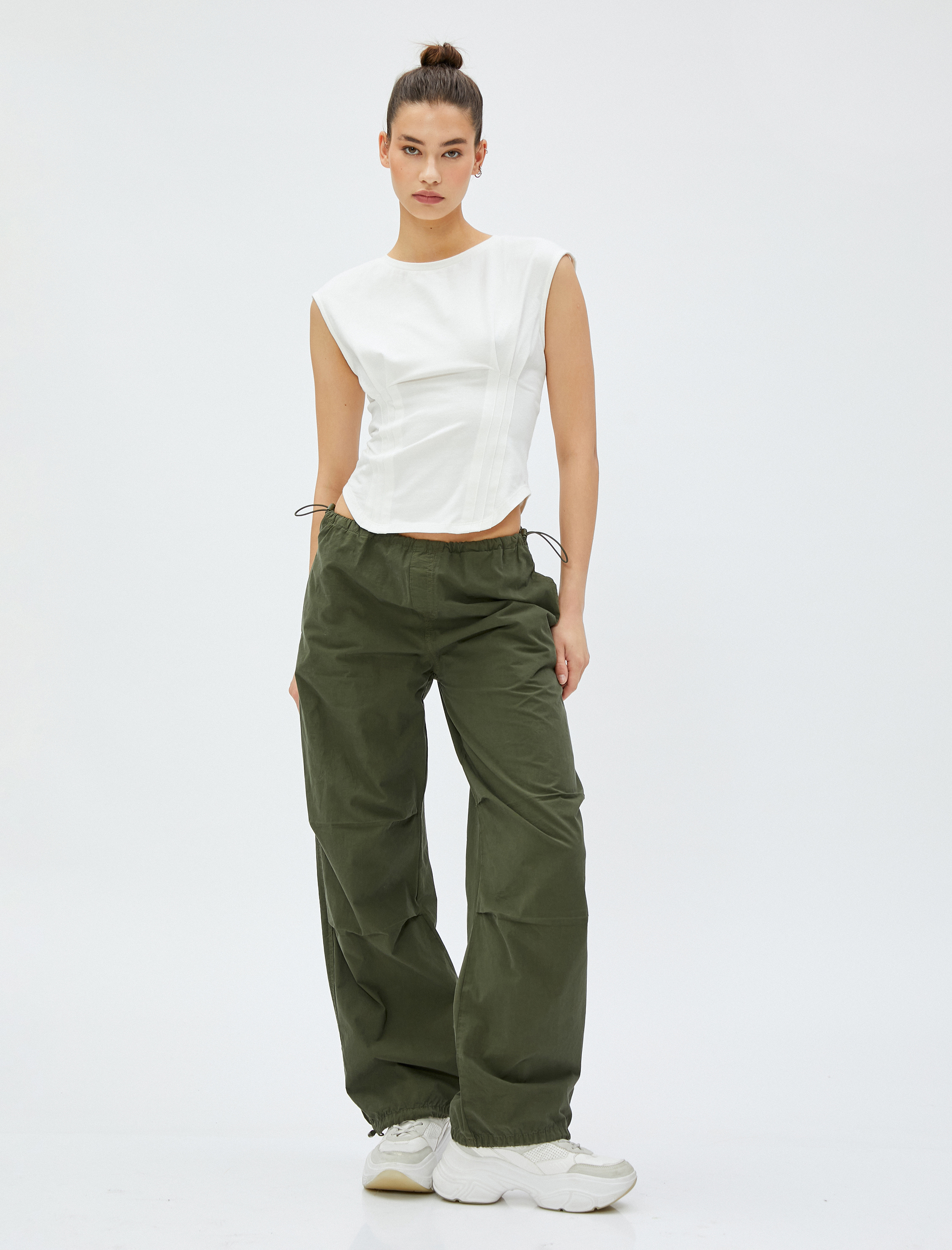   Kolsuz Tişört Bisiklet Yaka Nervürlü Dar Kesim Pamuklu