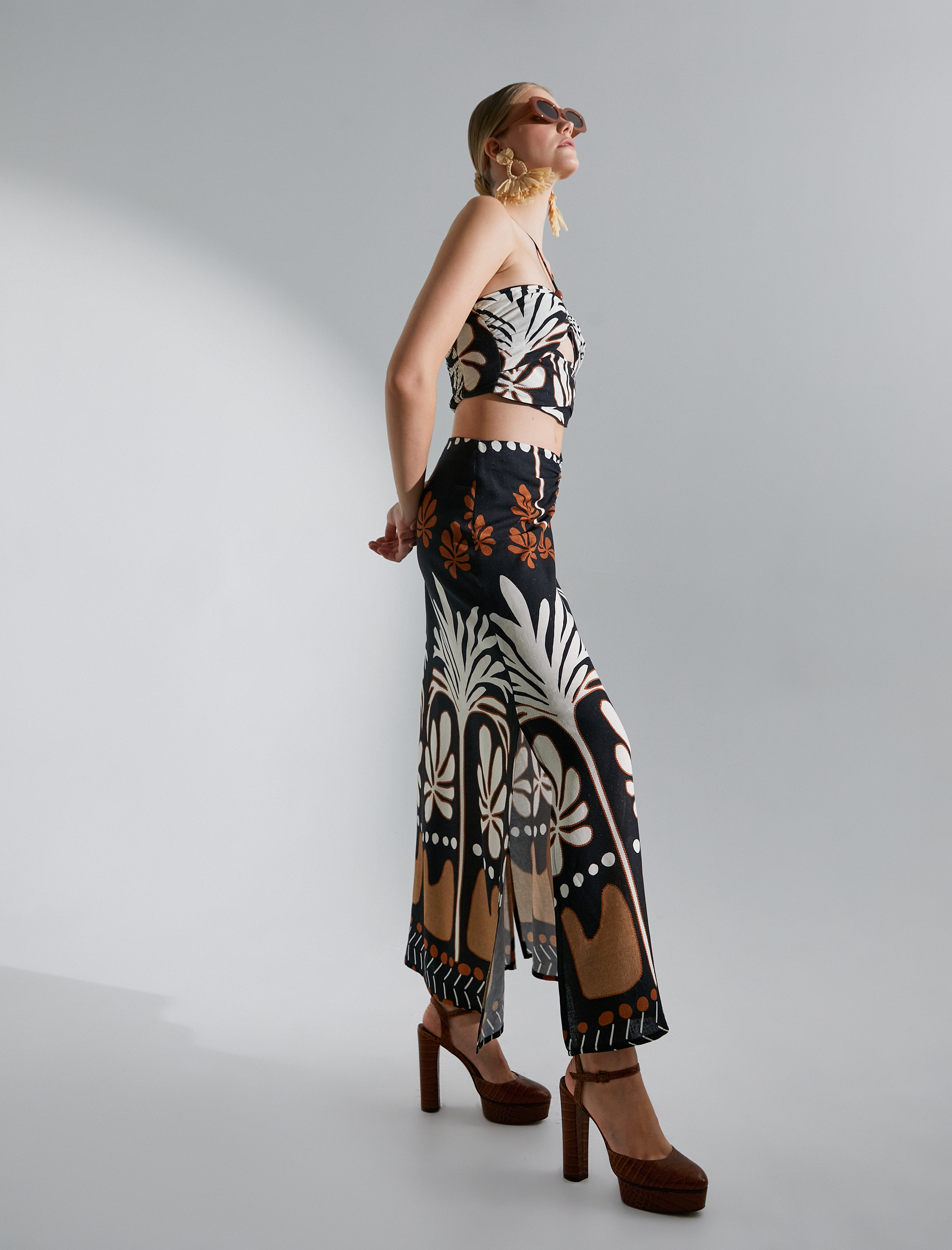   Melis Ağazat X Koton - Etnik Görünümlü Crop Bluz