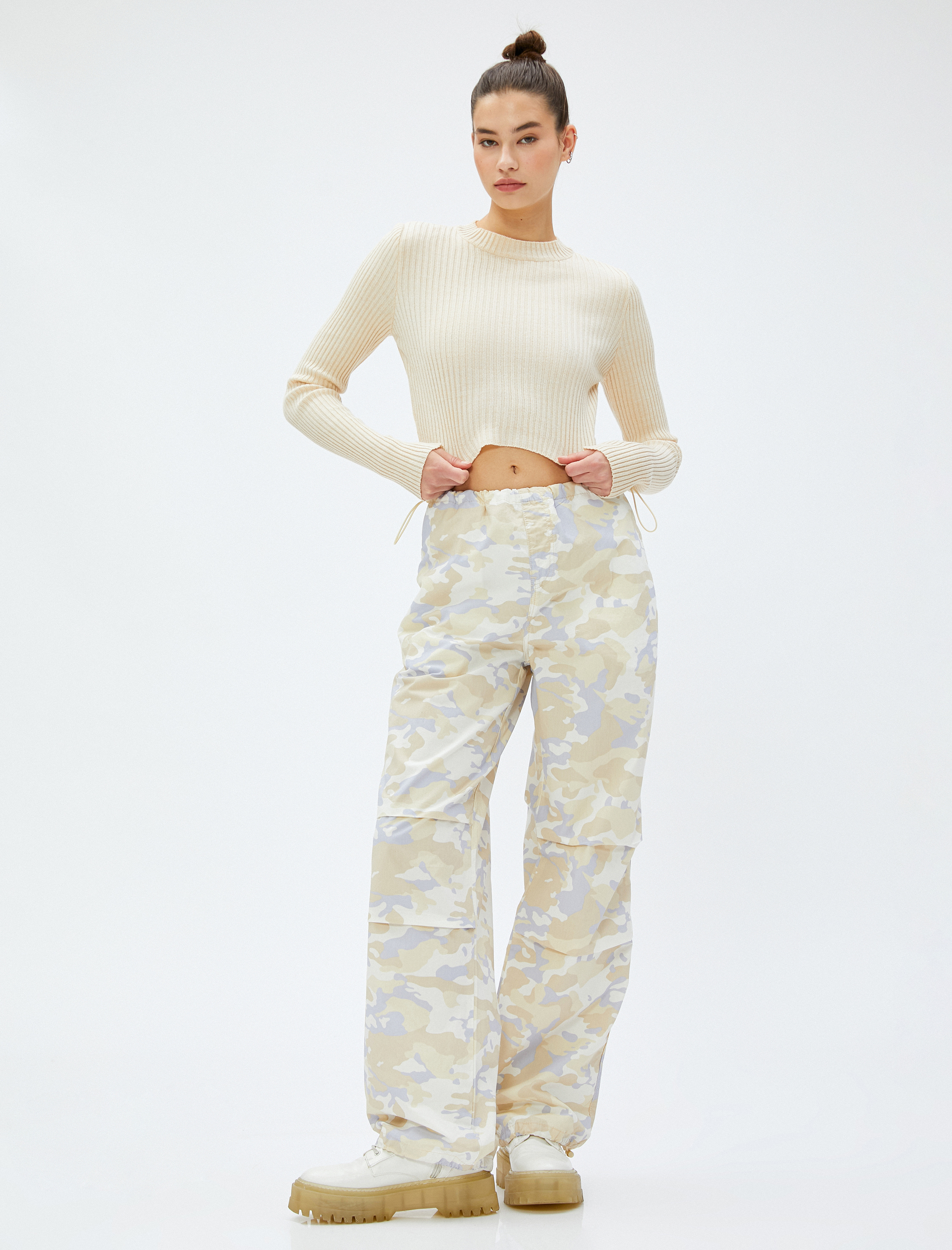   Paraşüt Pantolon Cep Detaylı Beli Lastikli Stoperli