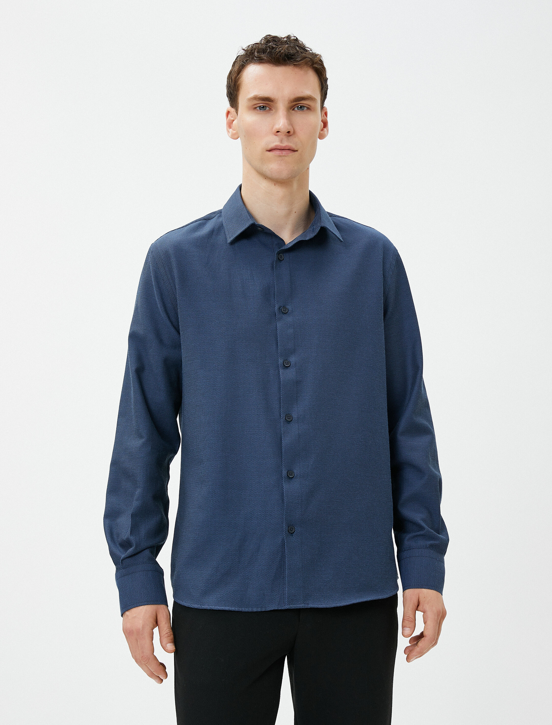   Basic Gömlek Klasik Yaka Uzun Kollu Düğmeli Non Iron