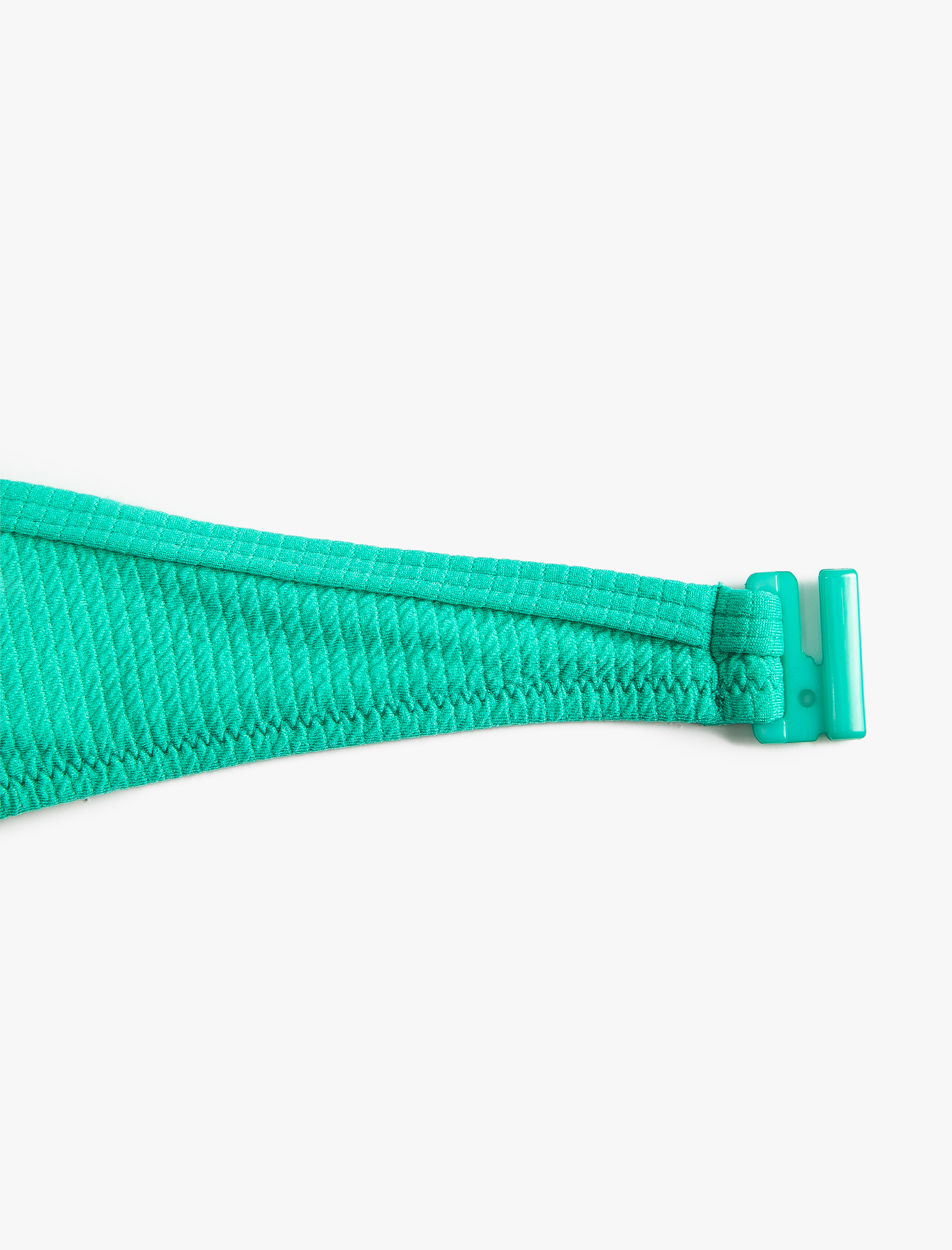   Boyundan Bağlamalı Bikini Üstü Dokulu