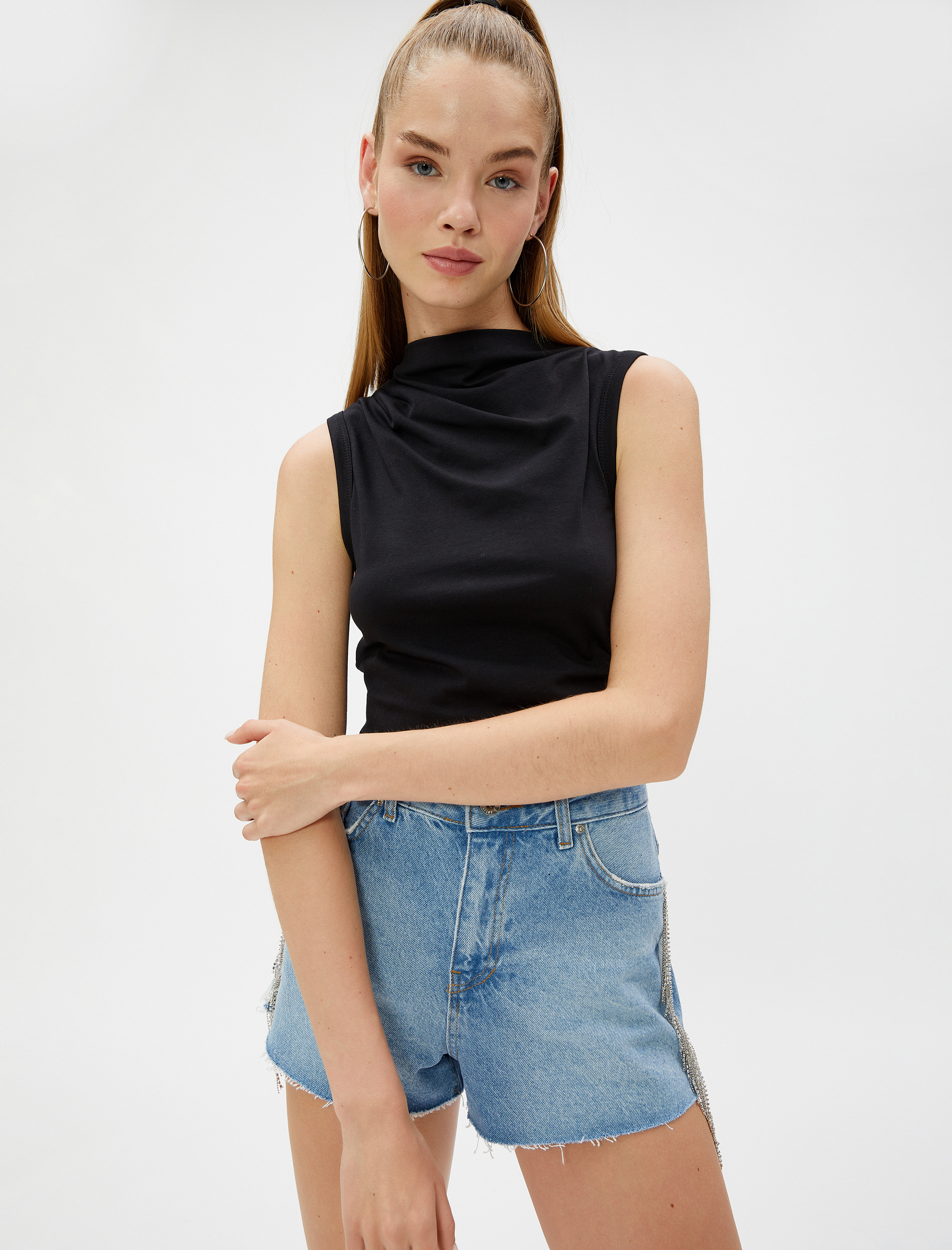   Drapeli Atlet Dik Yaka Kolsuz Dar Kesim