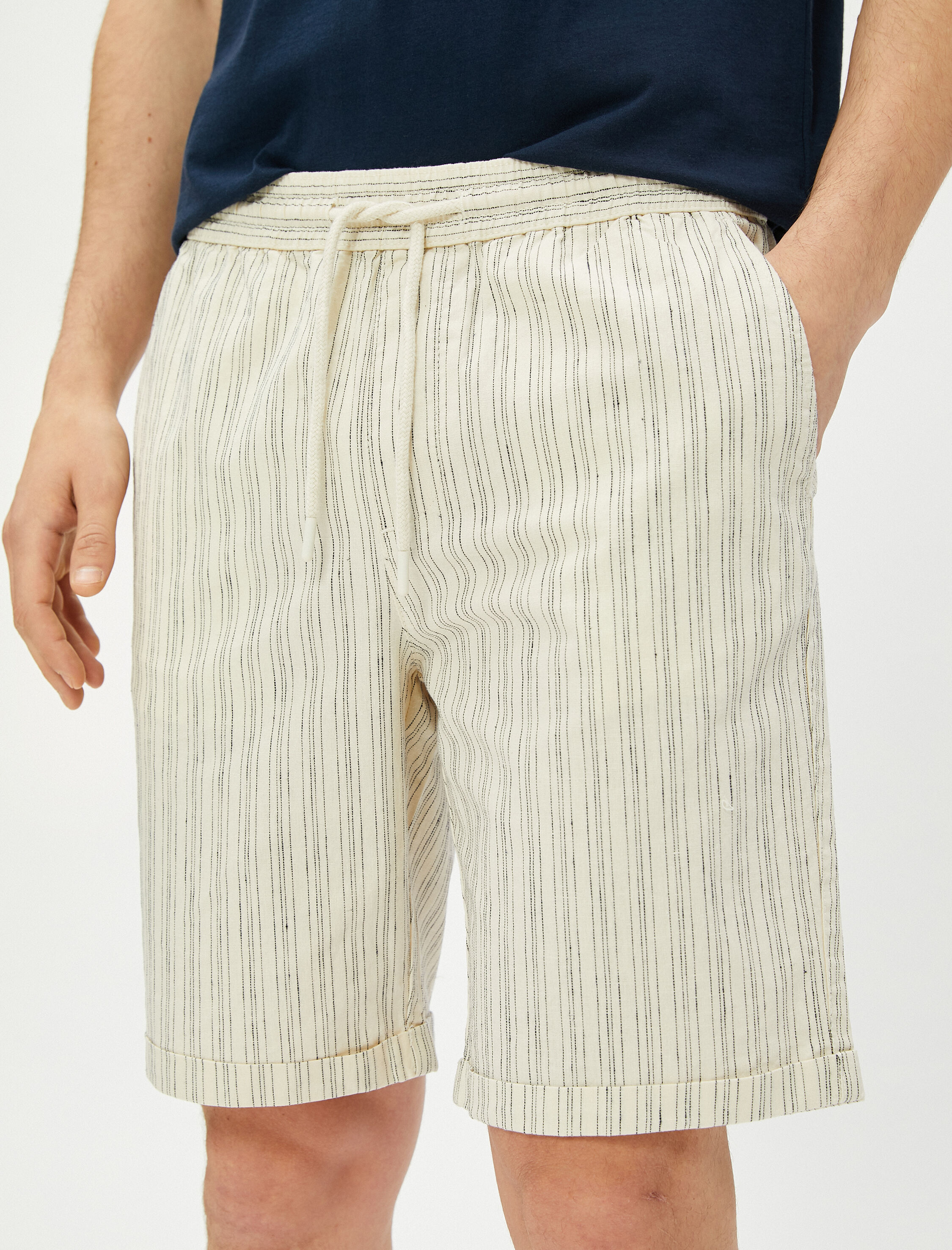   Keten Karışımlı Şort Beli Bağcıklı Cep Detaylı