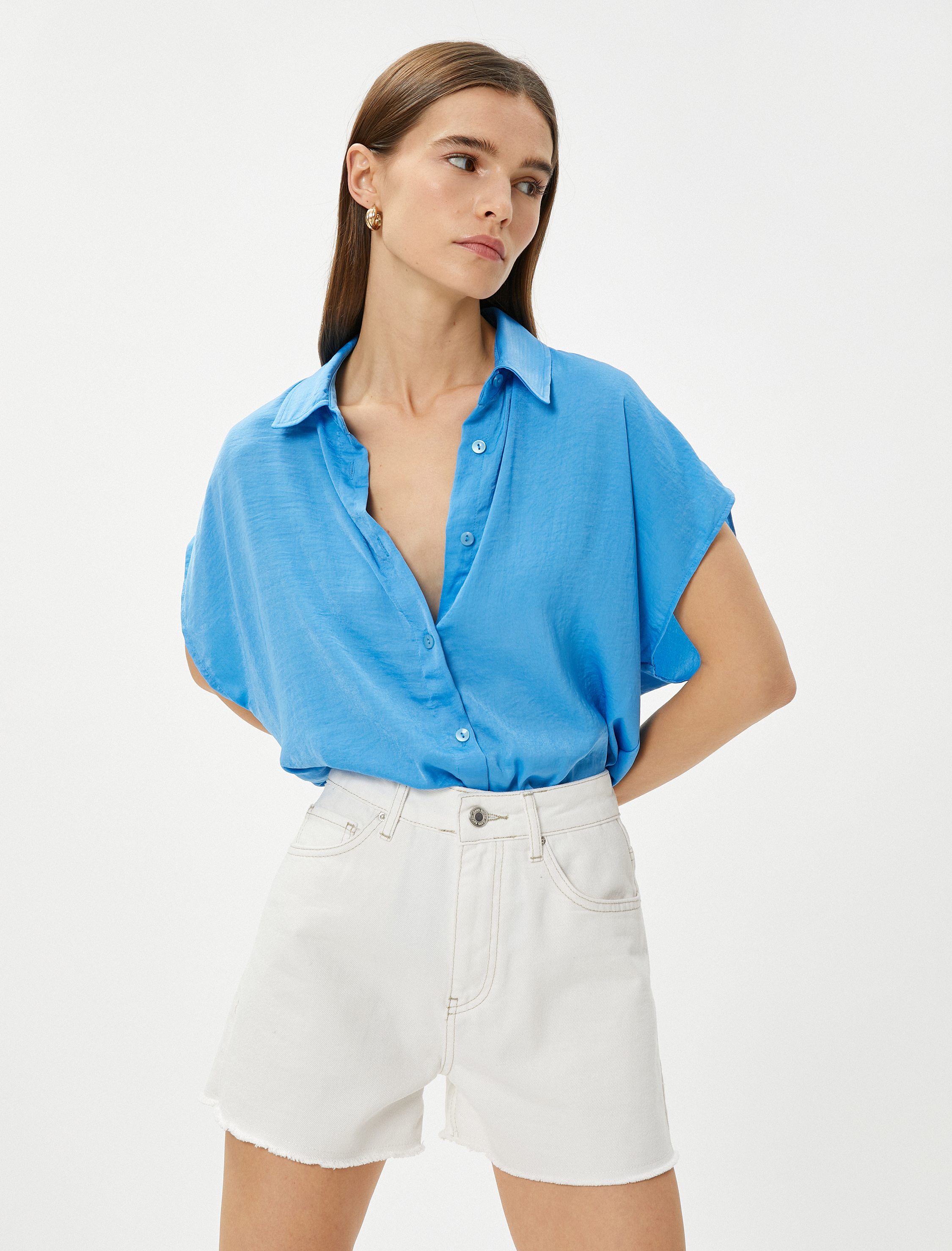   Düşük Kollu Gömlek Düğmeli