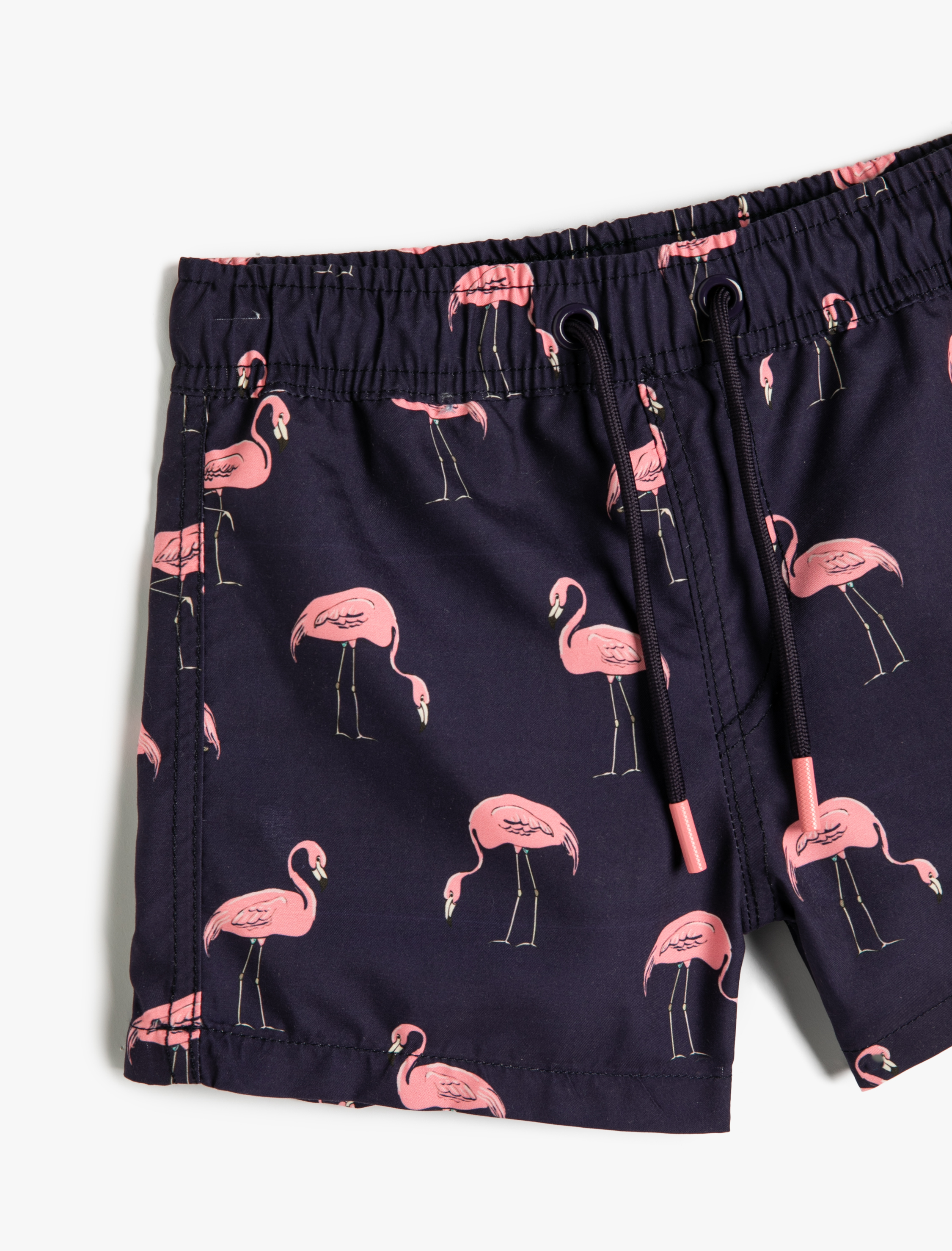 Koton Deniz Şortu Flamingo Baskılı Beli Bağlamalı. 3