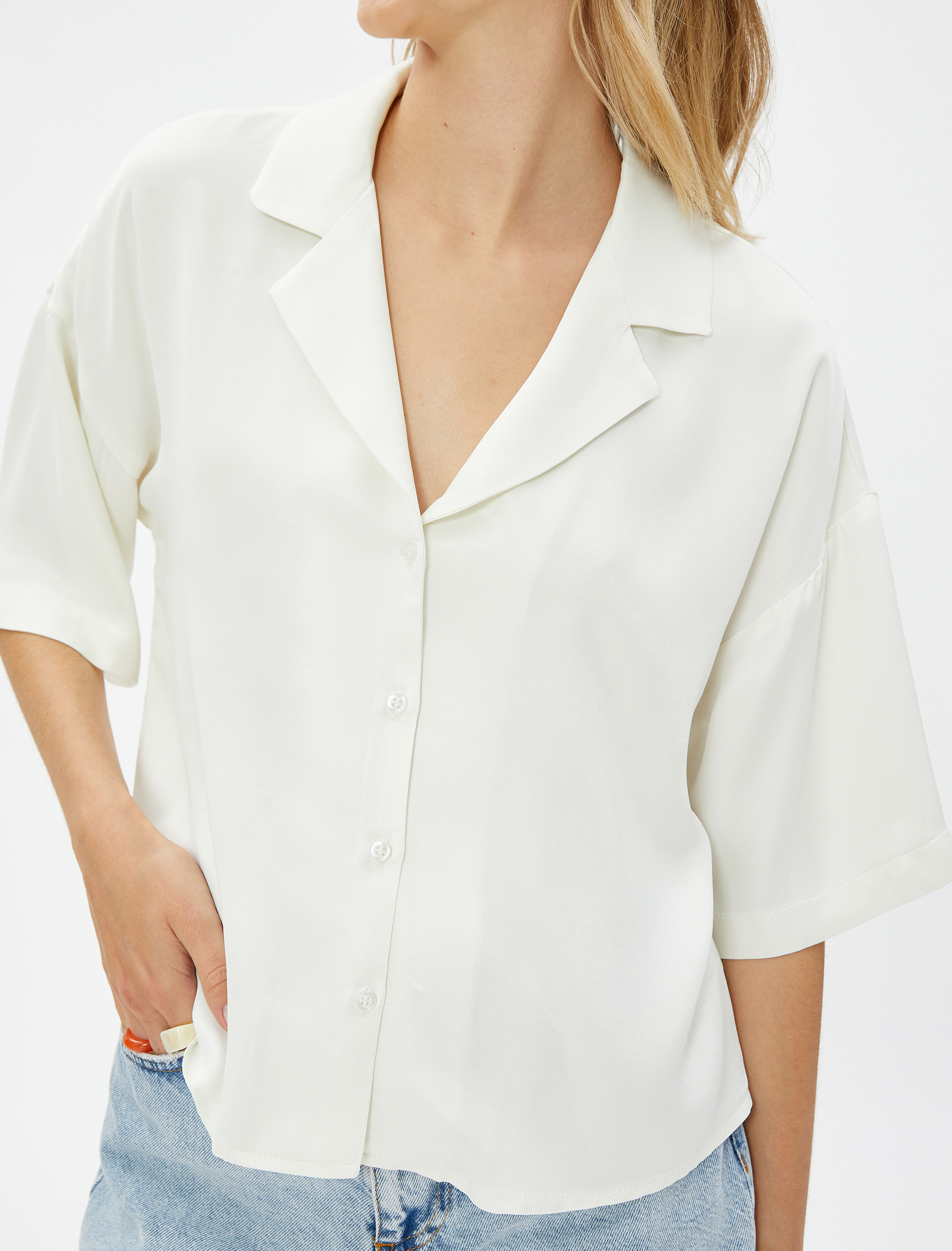   Saten Gömlek Viskon Kısa Kollu Düğmeli