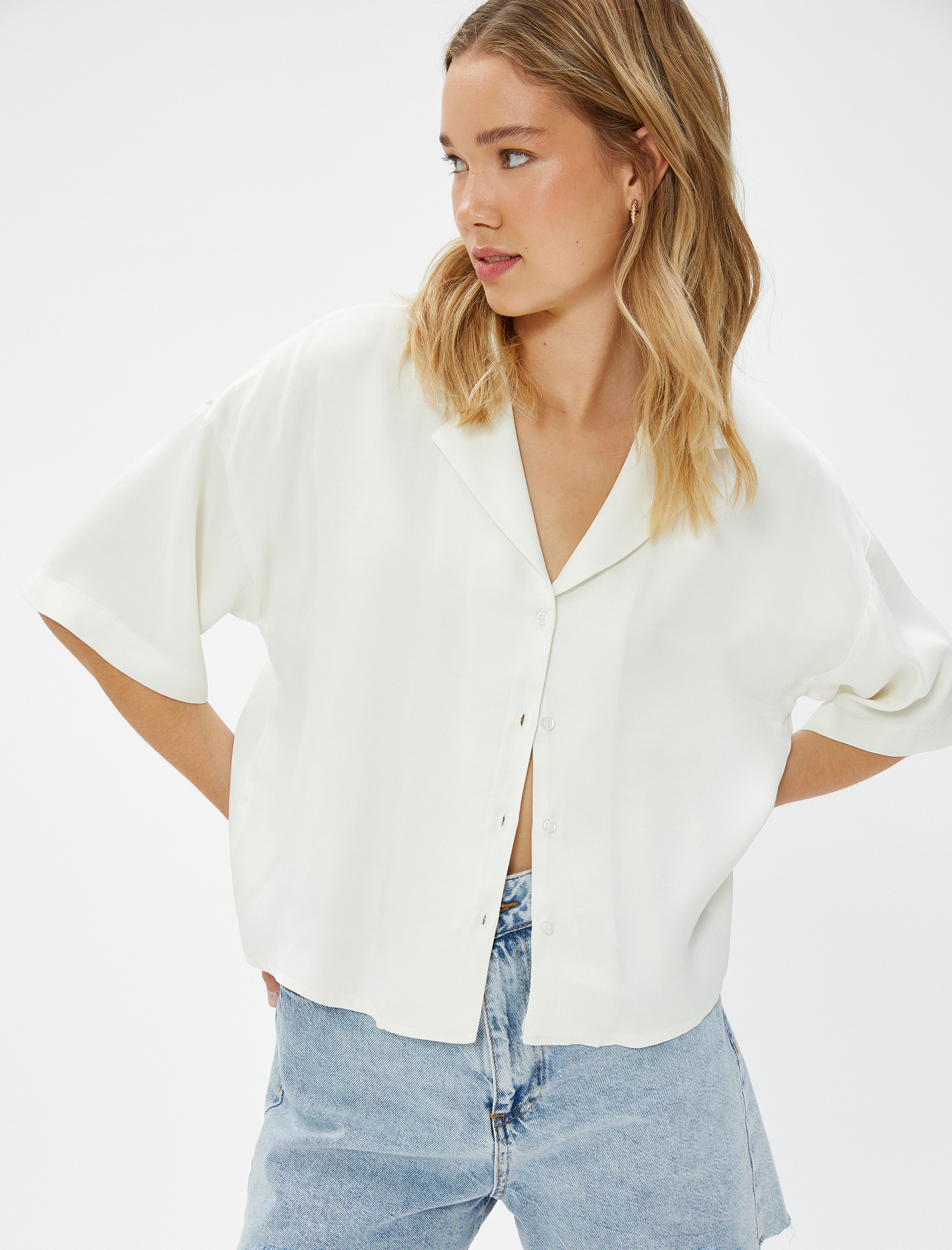   Saten Gömlek Viskon Kısa Kollu Düğmeli