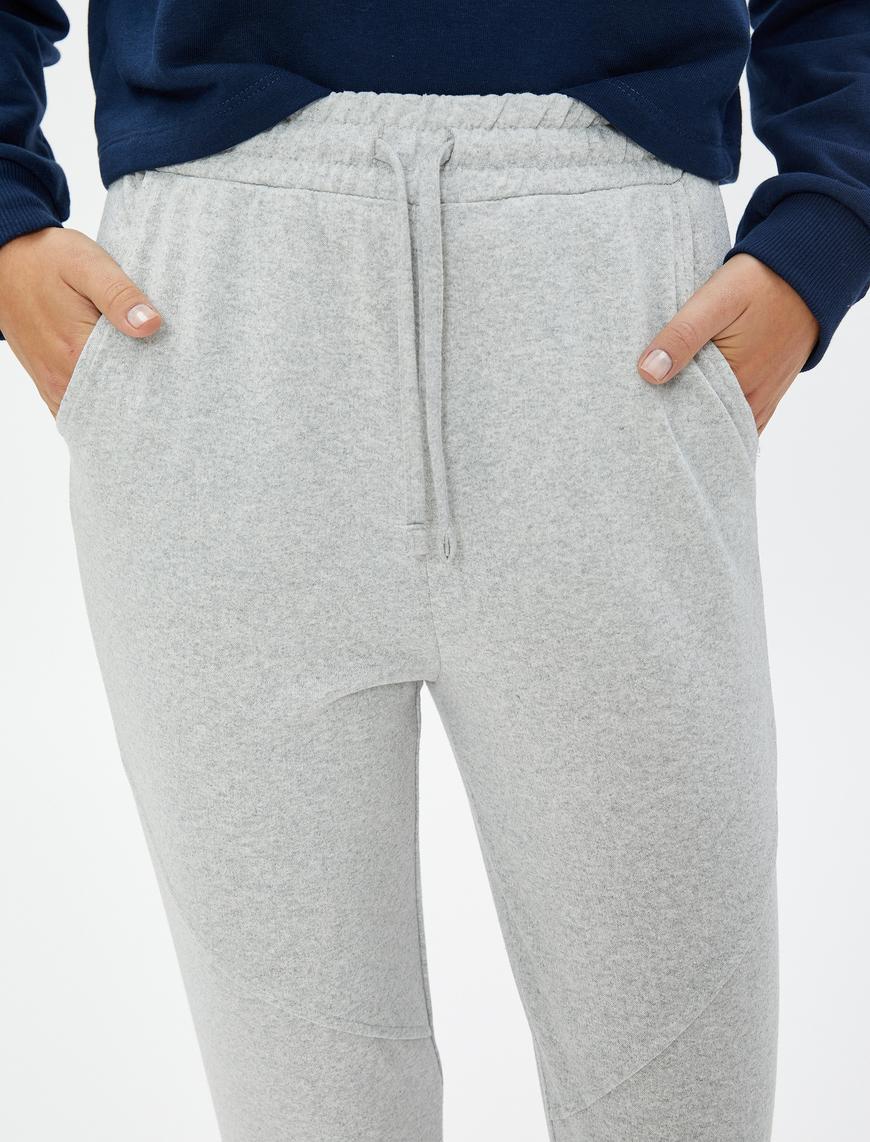   Jogger Eşofman Altı Beli Bağcıklı Cep Detaylı