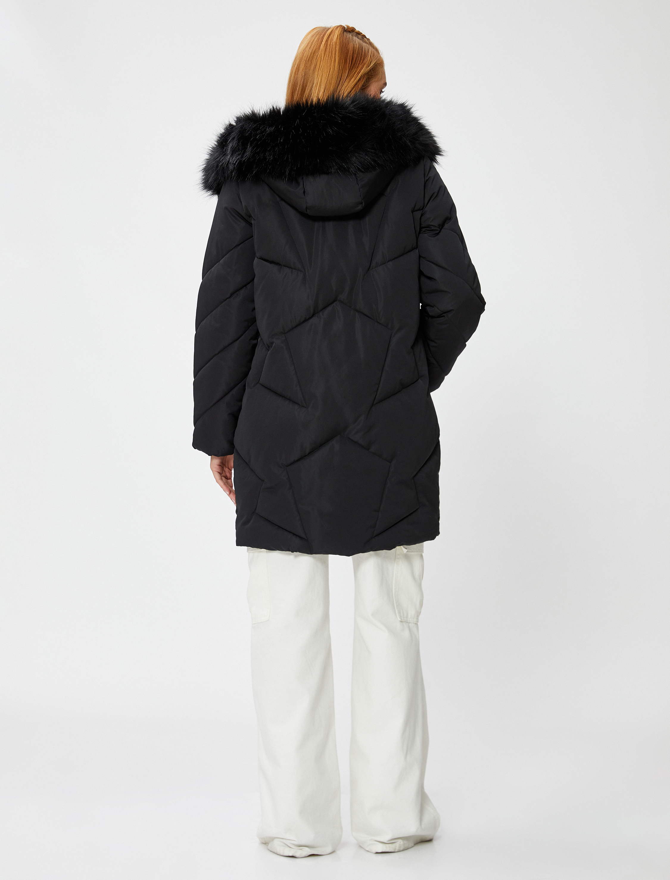   Şişme Mont Cepli Fermuarlı Kapüşonlu Peluş Detaylı