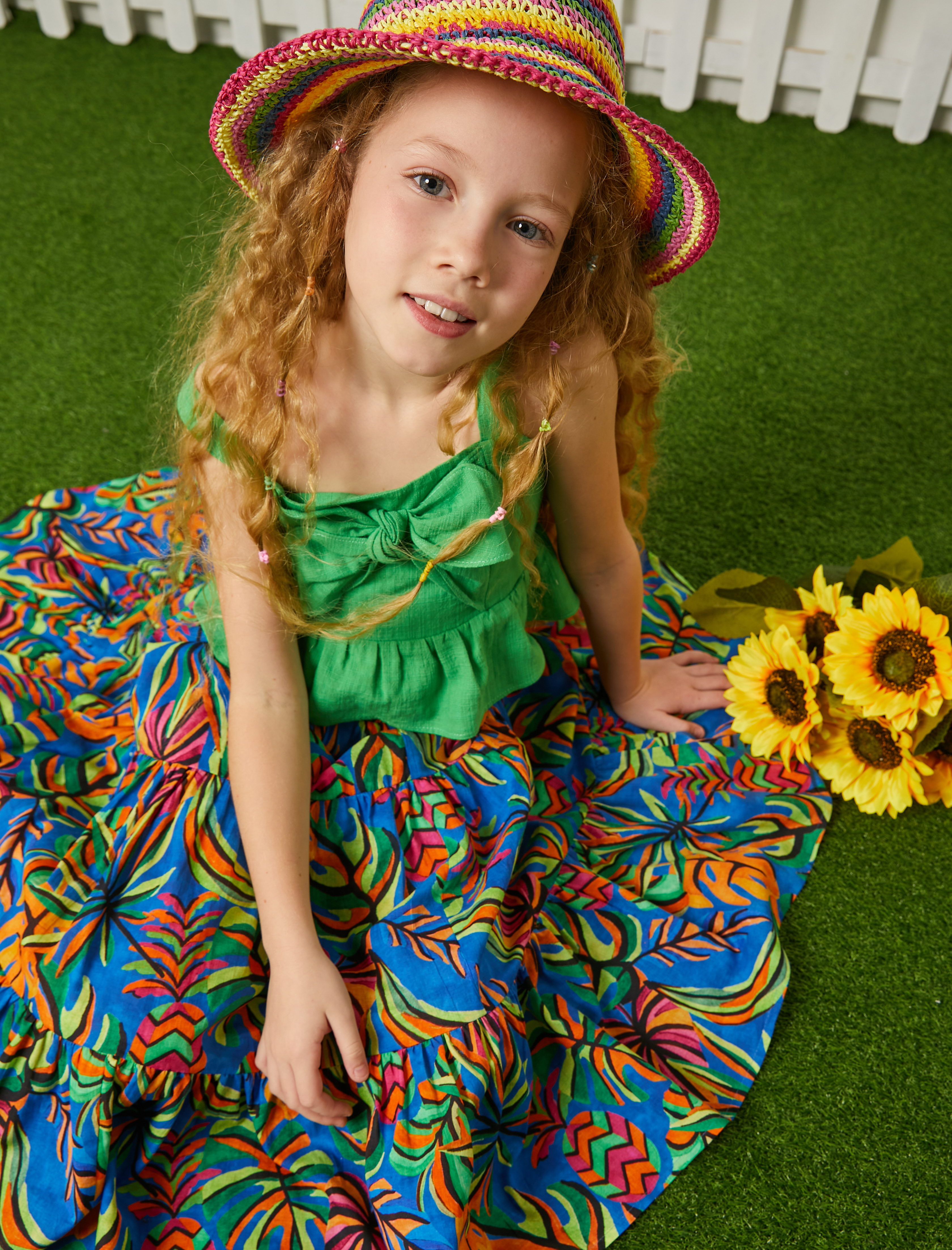  Kız Çocuk Uzun Etek Katlı Soyut Desenli Beli Lastikli Viskon Kumaş