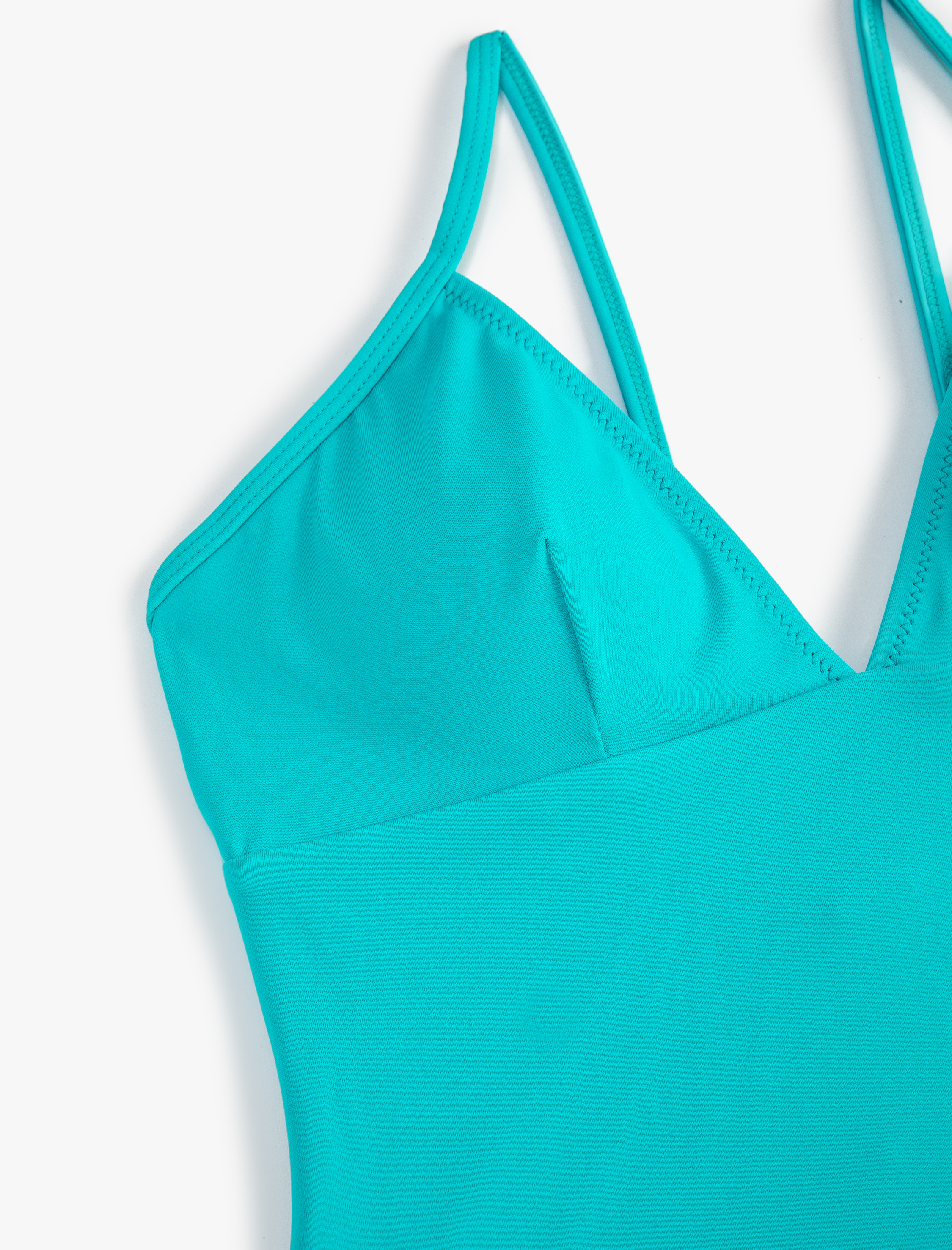   Basic Mayo Üst Kısmı Üçgen Kaplı