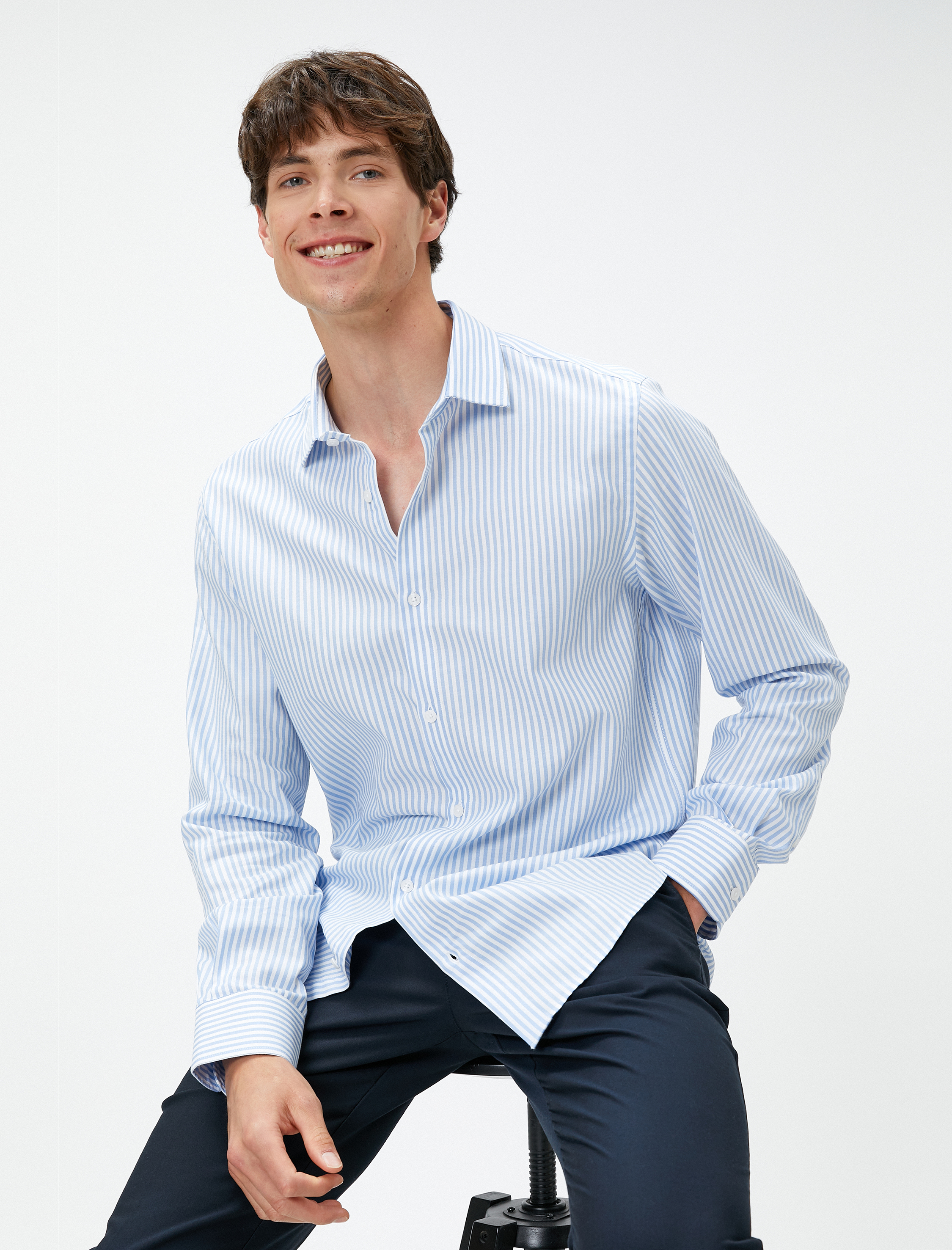   Basic Gömlek Klasik Manşet Yaka Uzun Kollu Düğmeli Non Iron