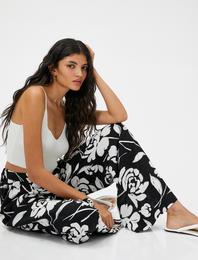 Palazzo Pantolon Çiçekli İpeksi Dokulu