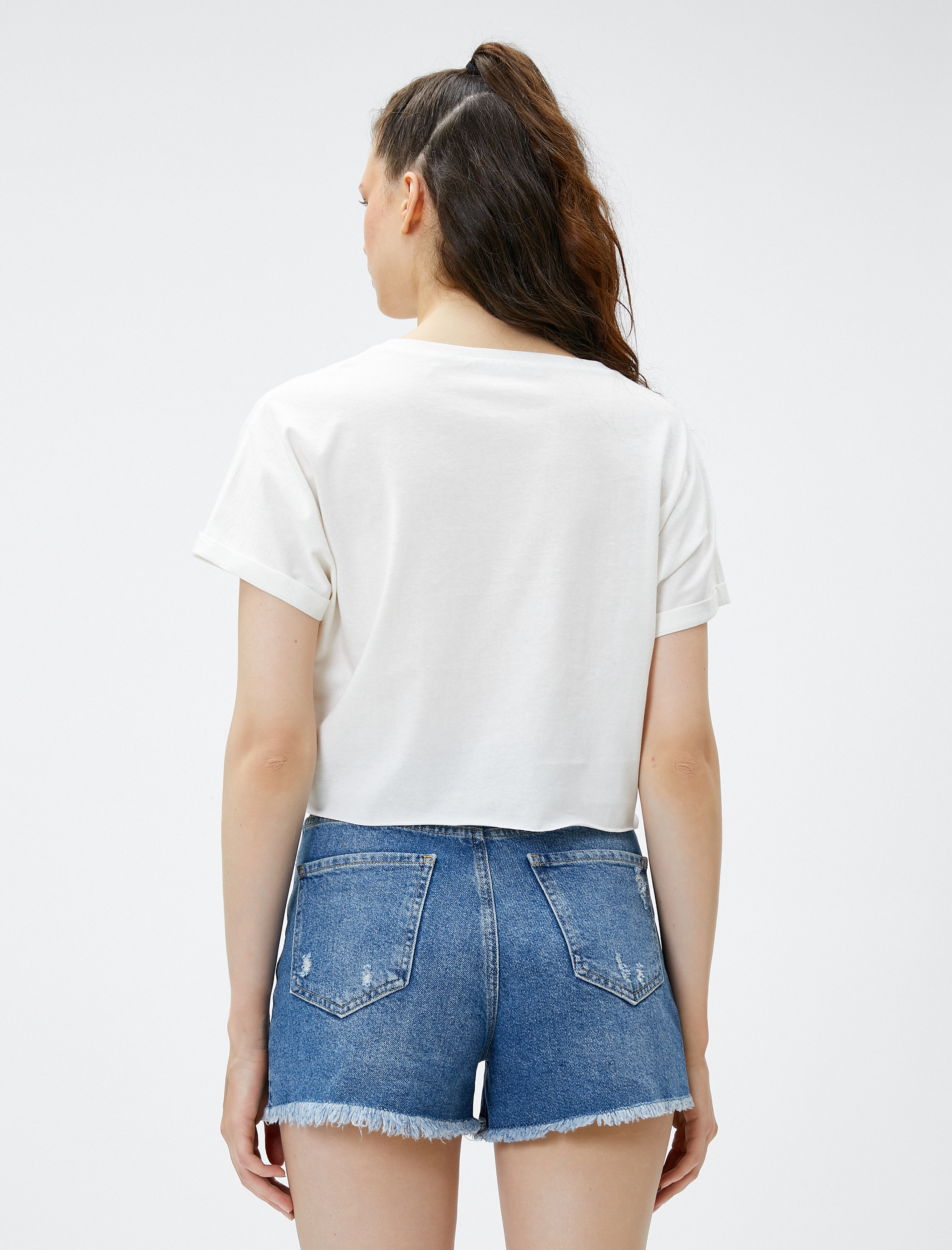   Crop Tişört Kabartmalı Bisiklet Yaka Kısa Kollu Pamuklu