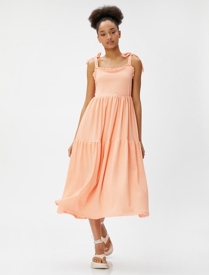  Midi Elbise Kare Yaka Volanlı Bağlama Detaylı Fiyonk Detaylı Bürümcük