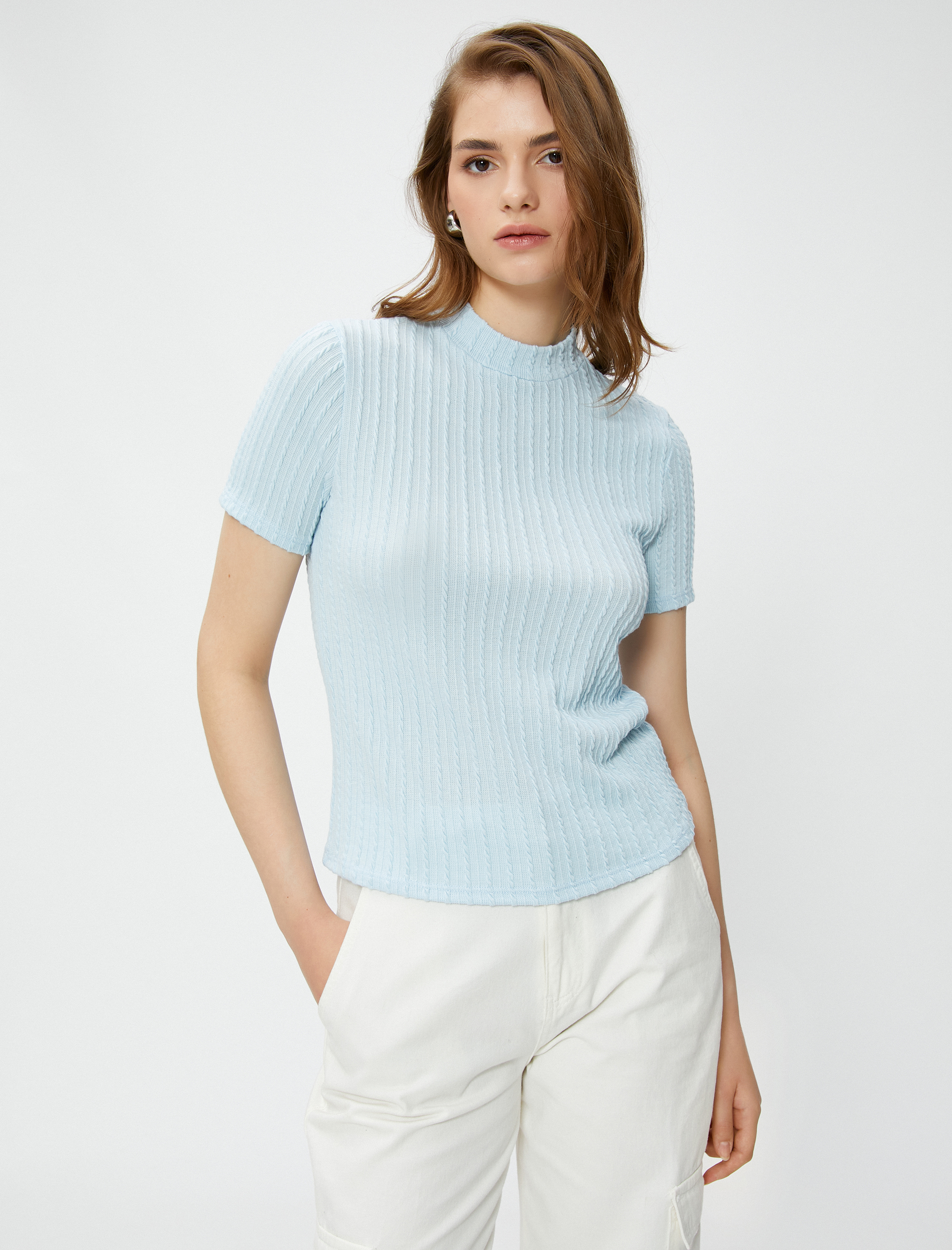   Kısa Kollu Tişört Örgü Motifli Dik Yaka