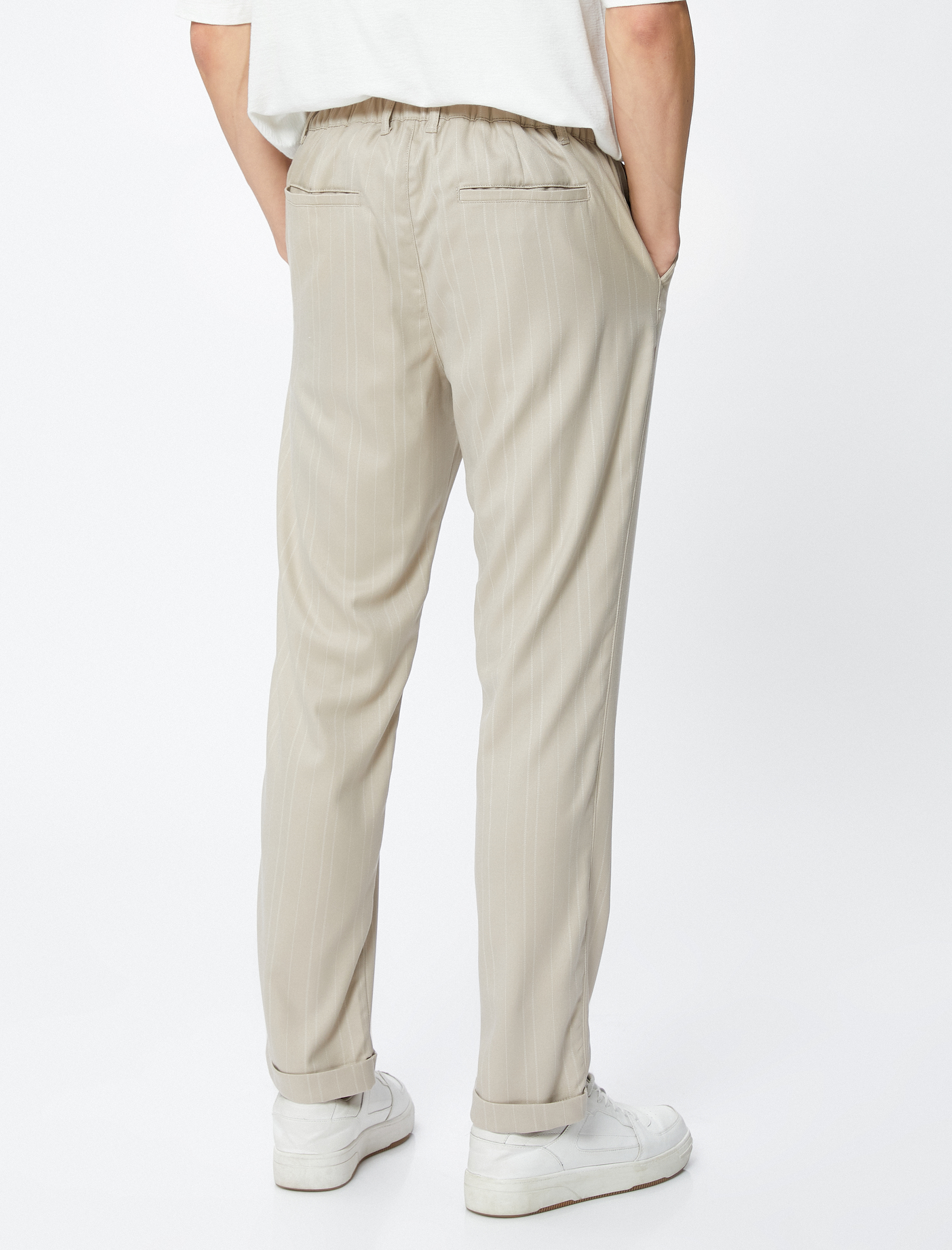 Koton Kumaş Pantolon Slim Fit Düğmeli Cep Detaylı Viskon Karışımlı. 4