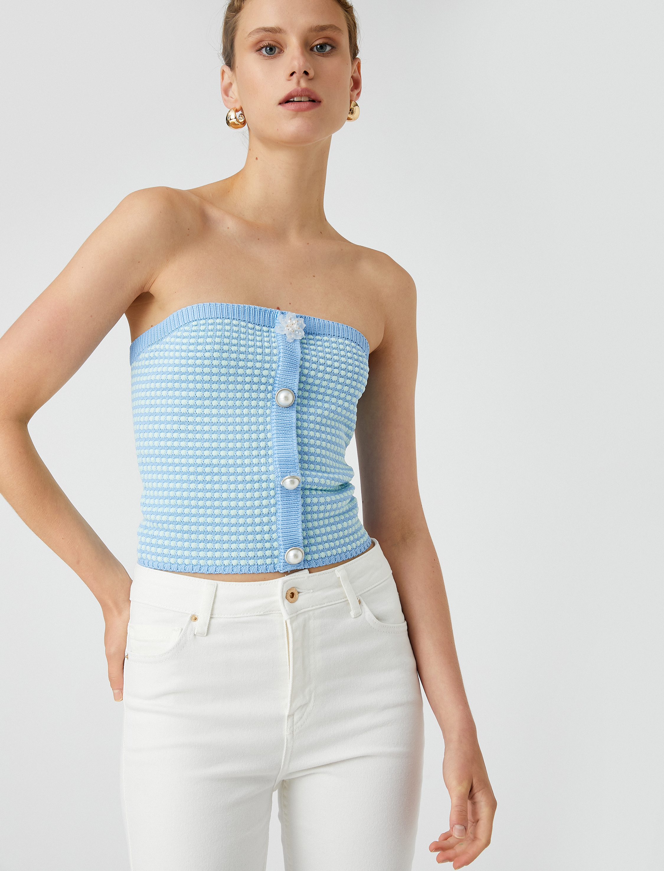 Melis Ağazat X Koton - Düğmeli Straplez Triko Crop Top