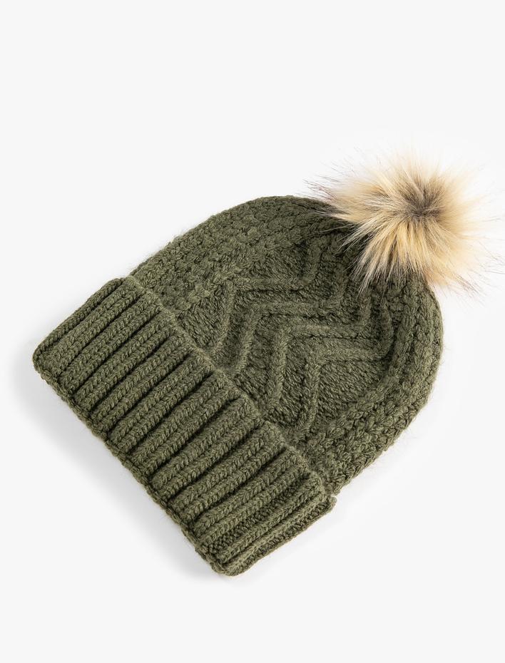 Kadın Örgü Bere Peluş Ponponlu