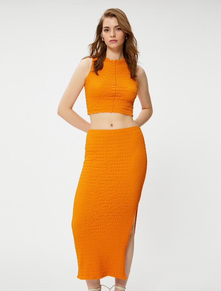  Koton X Şahika Ercümen - Yırtmaçlı Midi Dokulu Etek