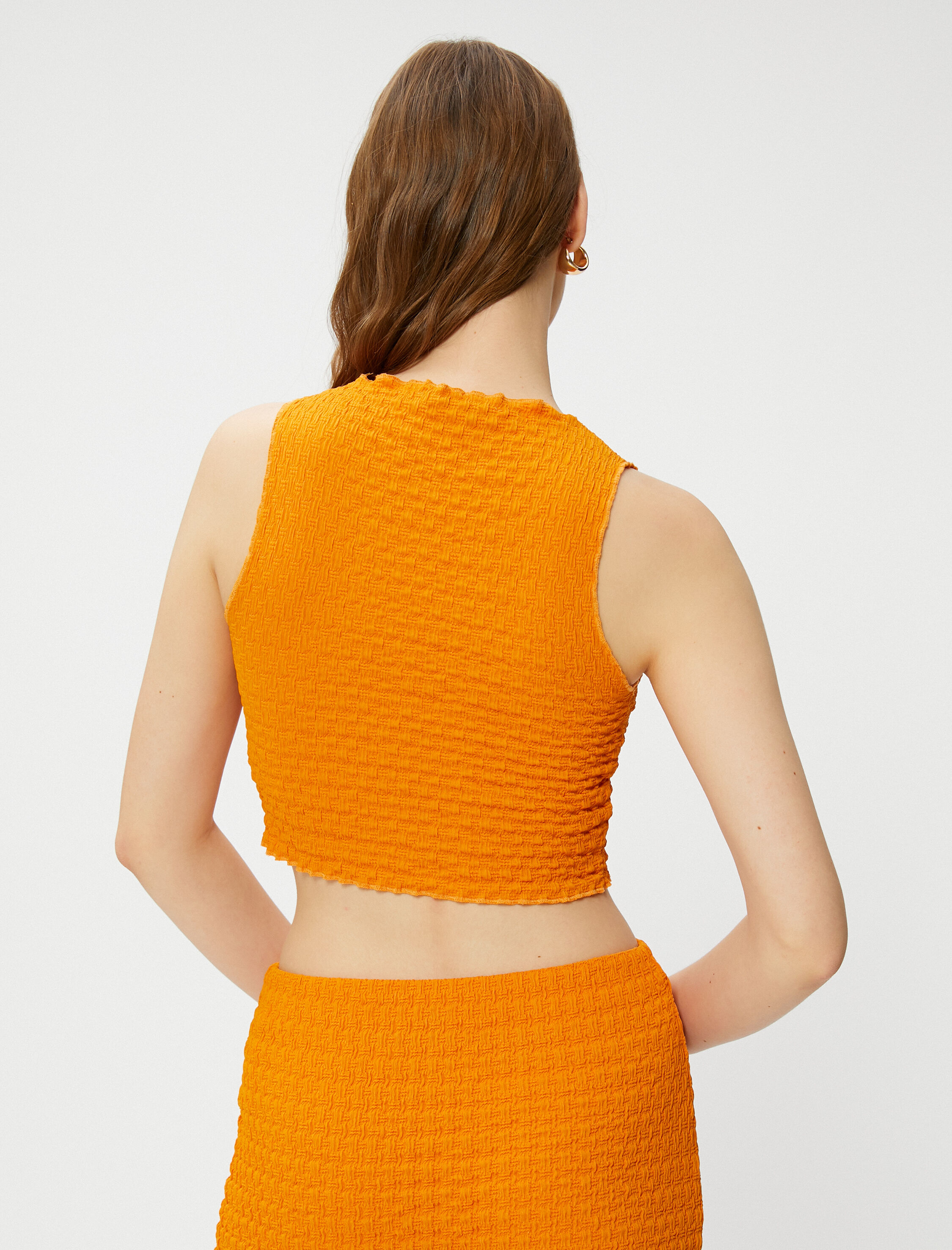   Koton X Şahika Ercümen - Kolsuz Dokulu Crop Top