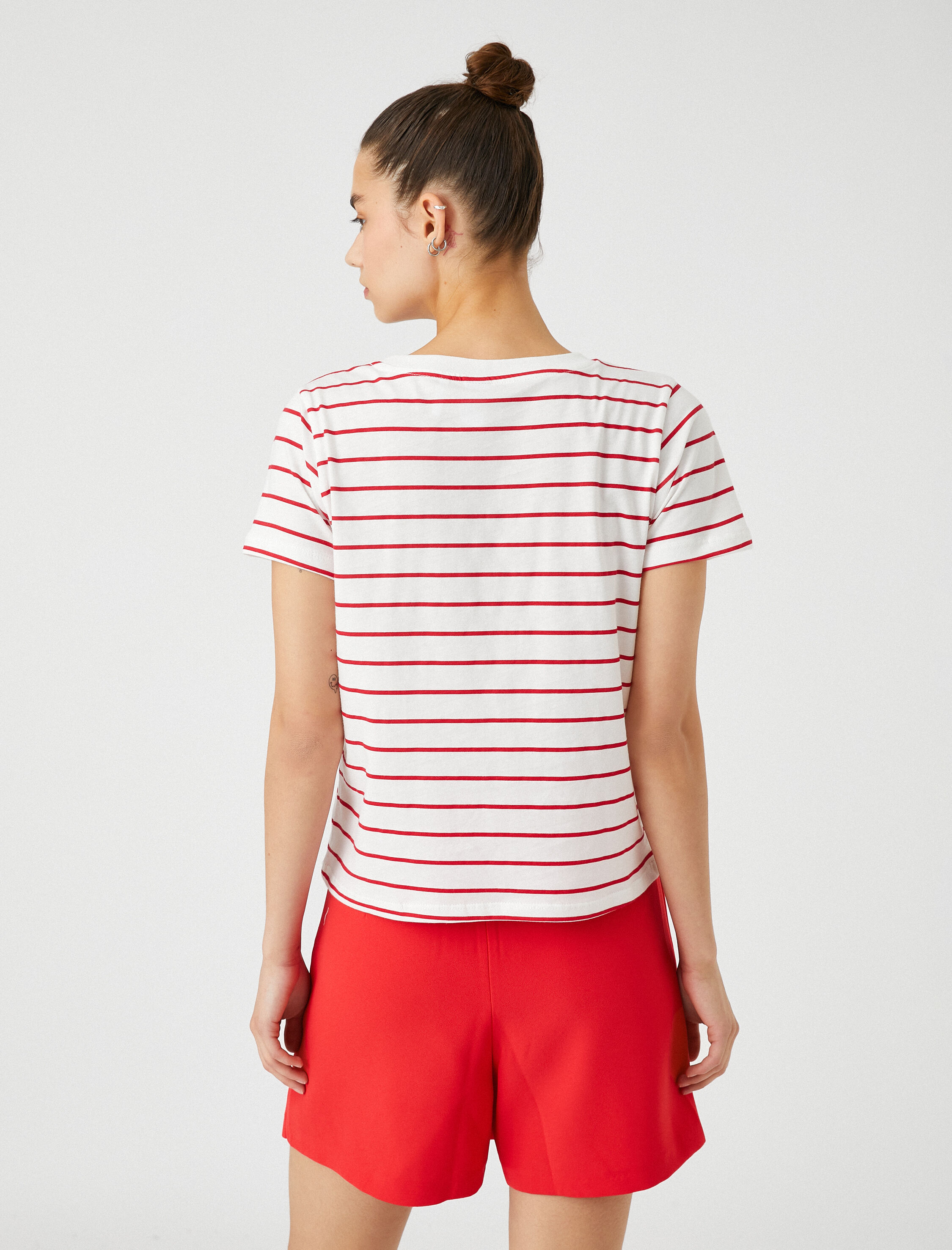   Atatürk Baskılı Tişört Bisiklet Yaka Kısa Kollu 100. Yıla Özel