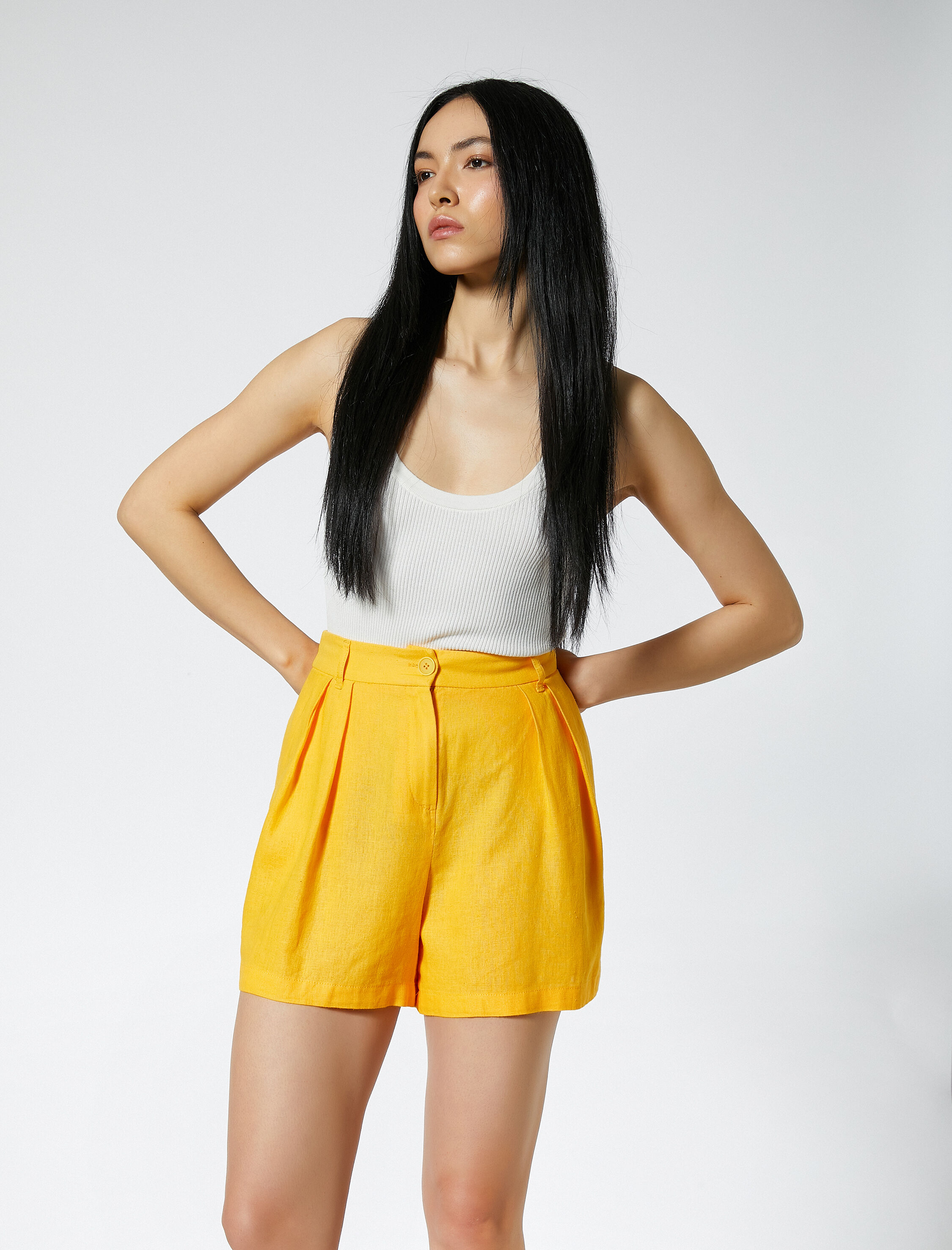   Keten Karışımlı Şort Bol Kesim Pileli