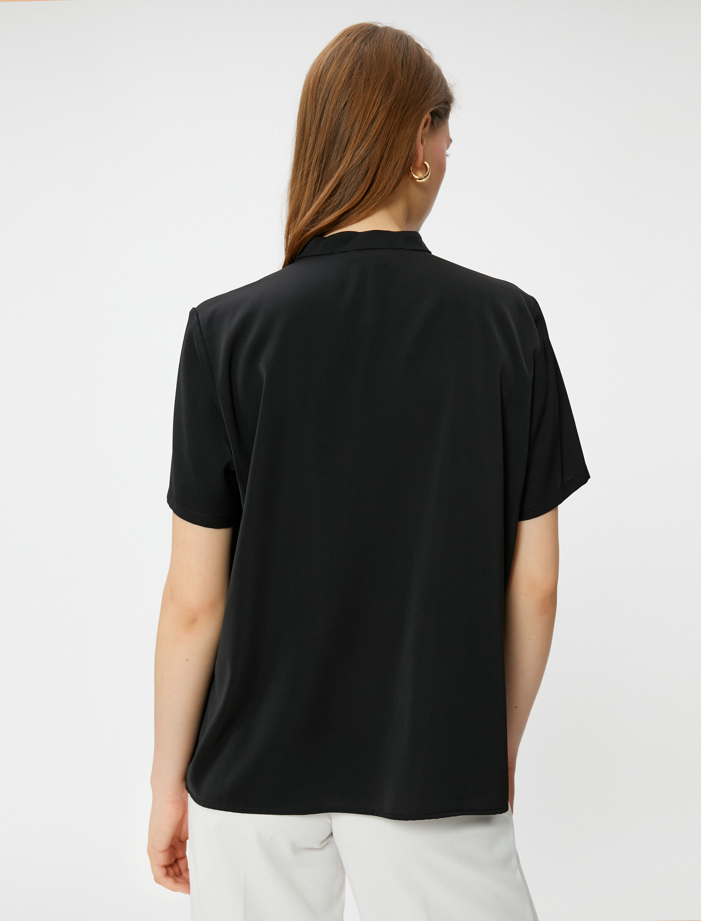   Hakim Yaka Gömlek Kısa Kollu