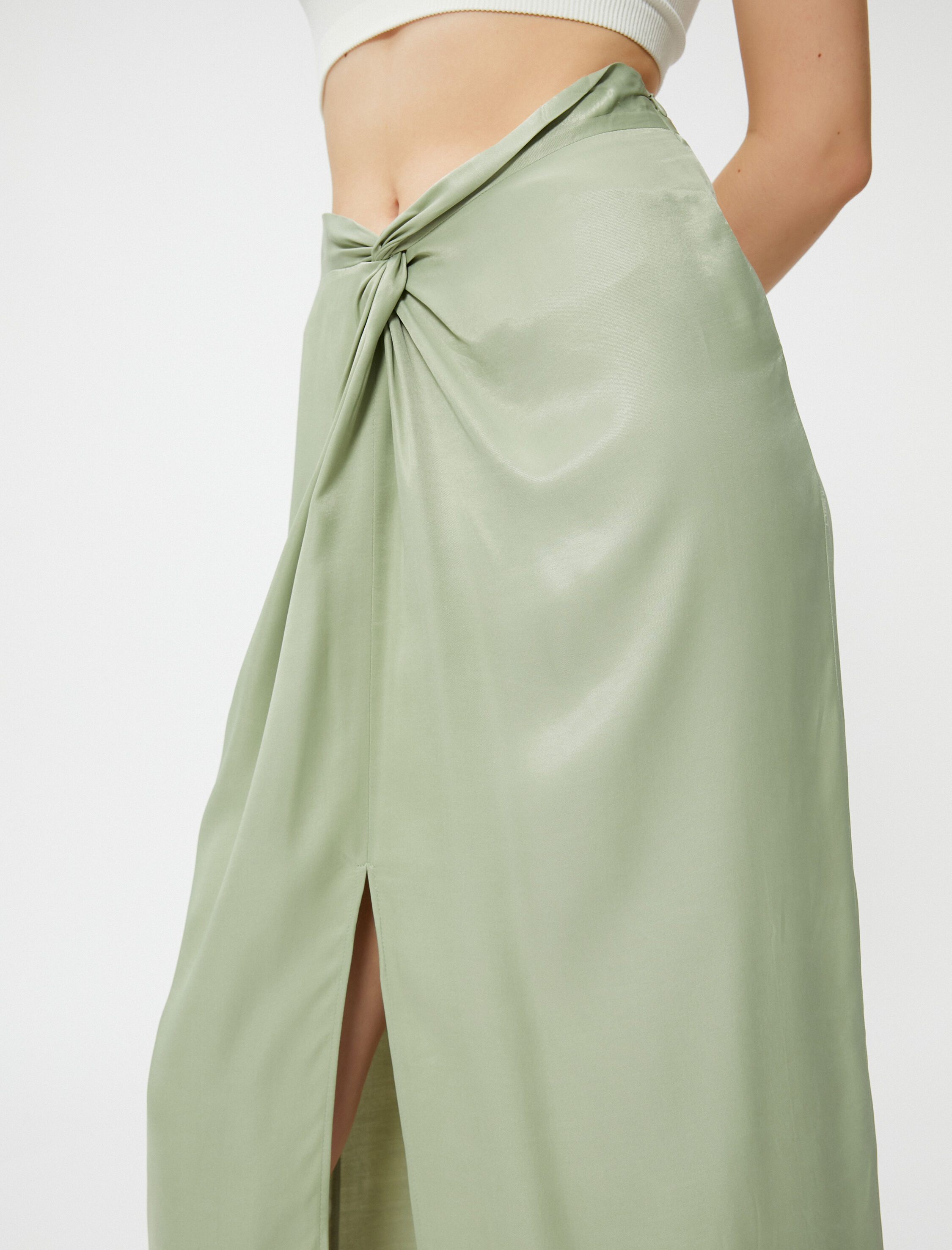   Midi Kalem Etek Büzgü Detaylı Yırtmaçlı