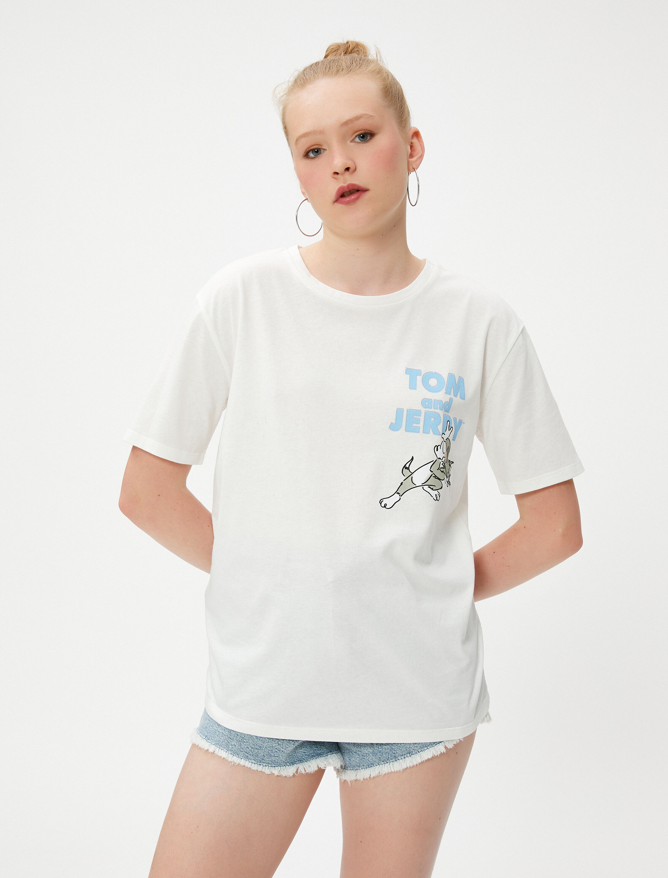   Tom ve Jerry Tişört Lisanslı Kısa Kollu Bisiklet Yaka