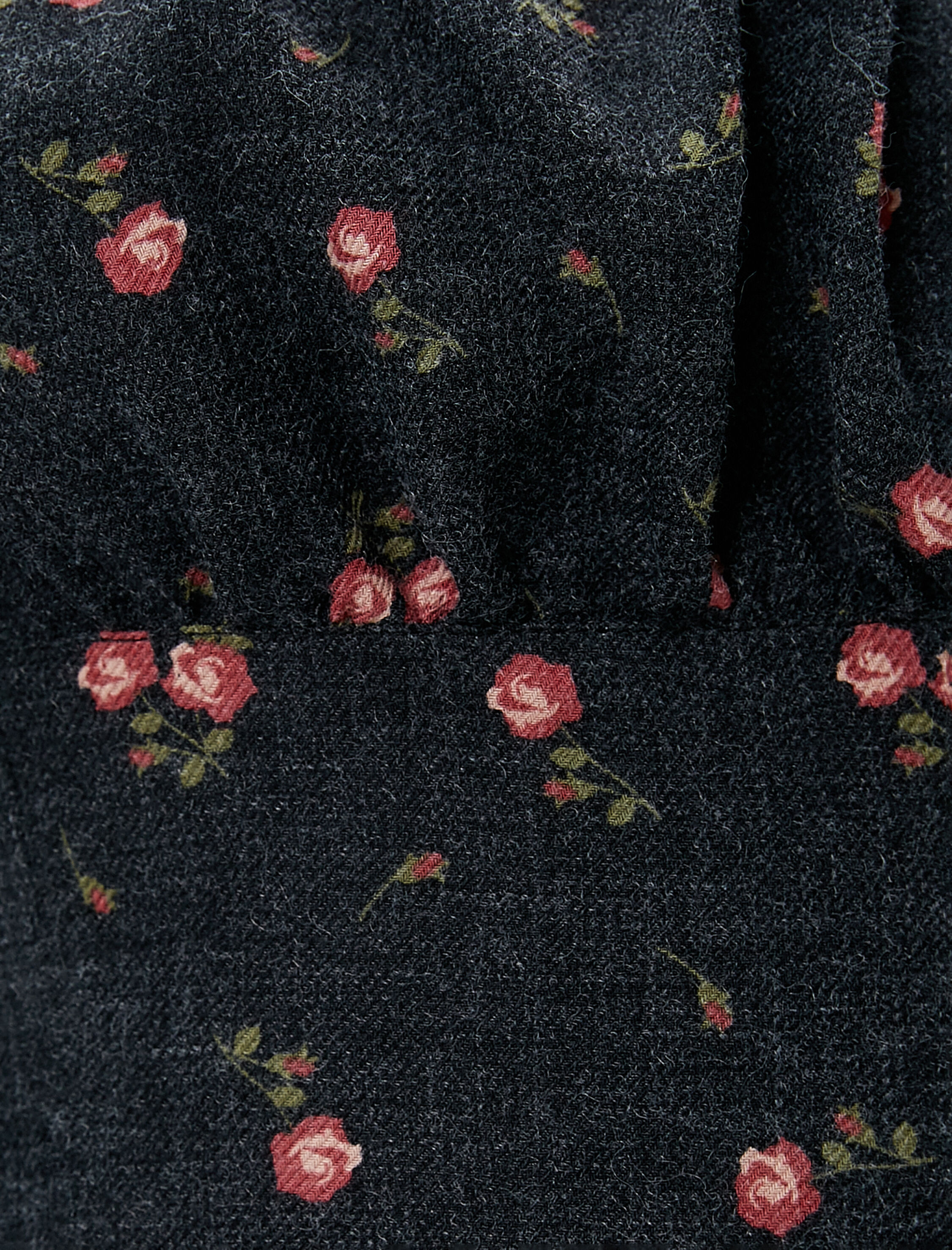   Crop Bluz Çiçekli Balon Kollu Kare Yaka Viskon Karışımlı