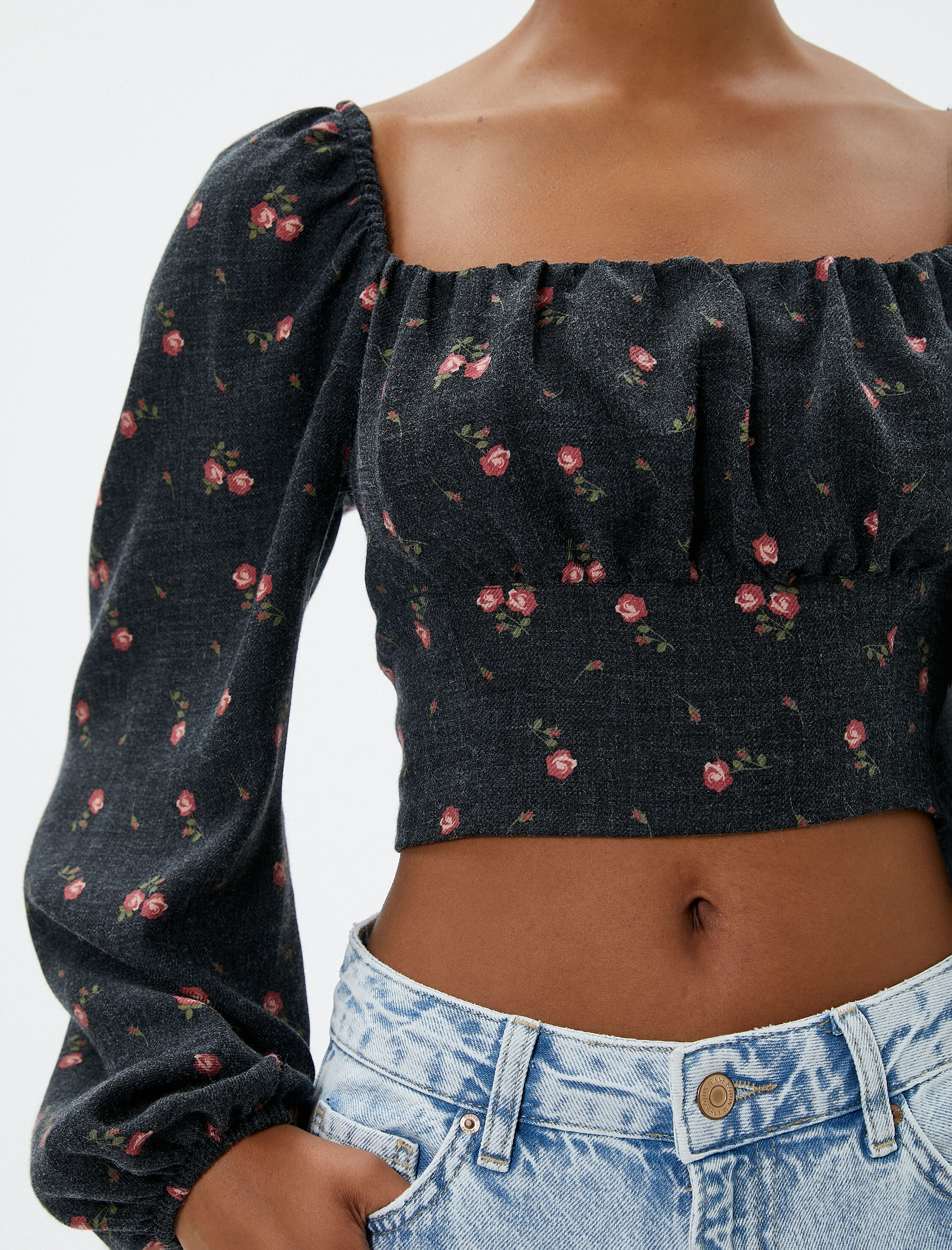   Crop Bluz Çiçekli Balon Kollu Kare Yaka Viskon Karışımlı