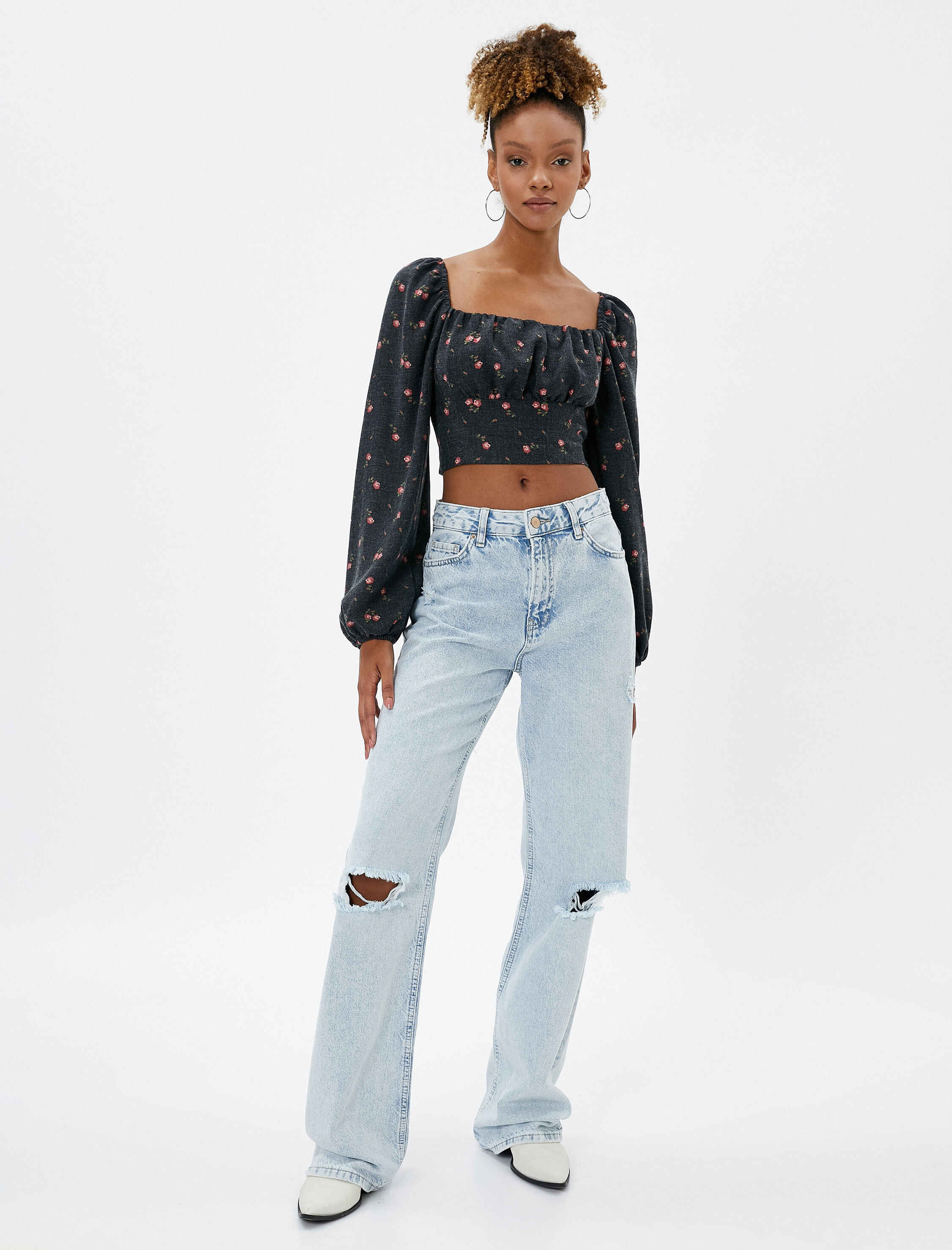   Crop Bluz Çiçekli Balon Kollu Kare Yaka Viskon Karışımlı