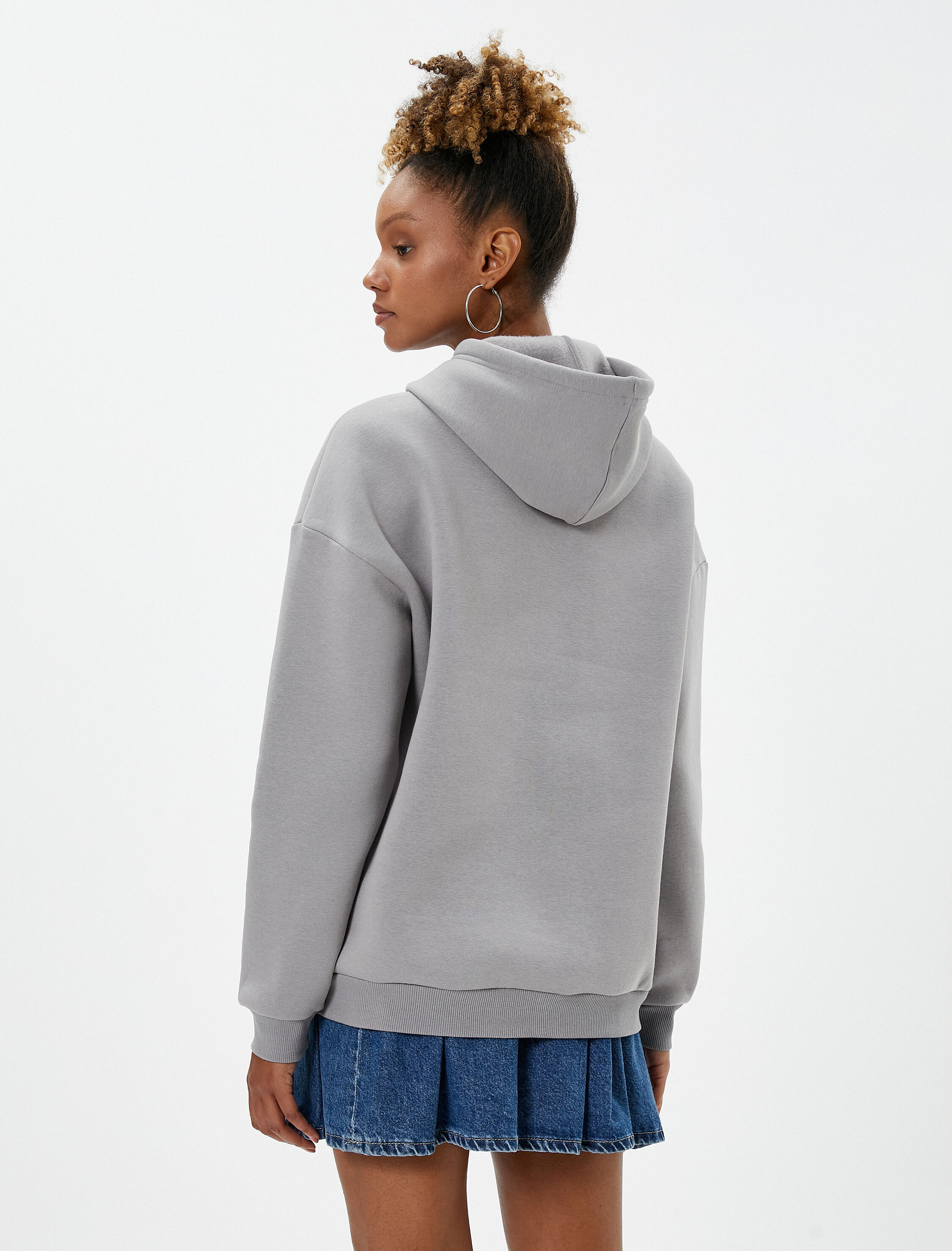   Şardonlu Kapüşonlu Oversize Sweatshirt Baskılı Uzun Kollu