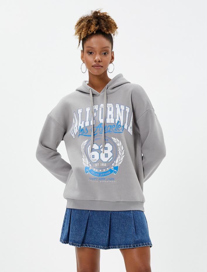  Şardonlu Kapüşonlu Oversize Sweatshirt Baskılı Uzun Kollu