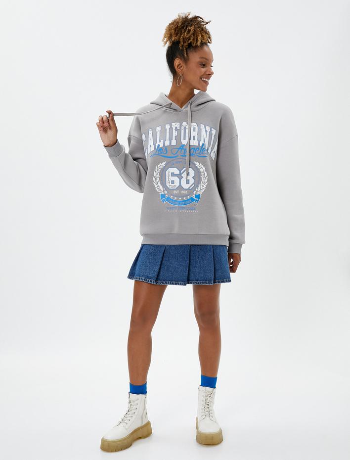  Şardonlu Kapüşonlu Oversize Sweatshirt Baskılı Uzun Kollu