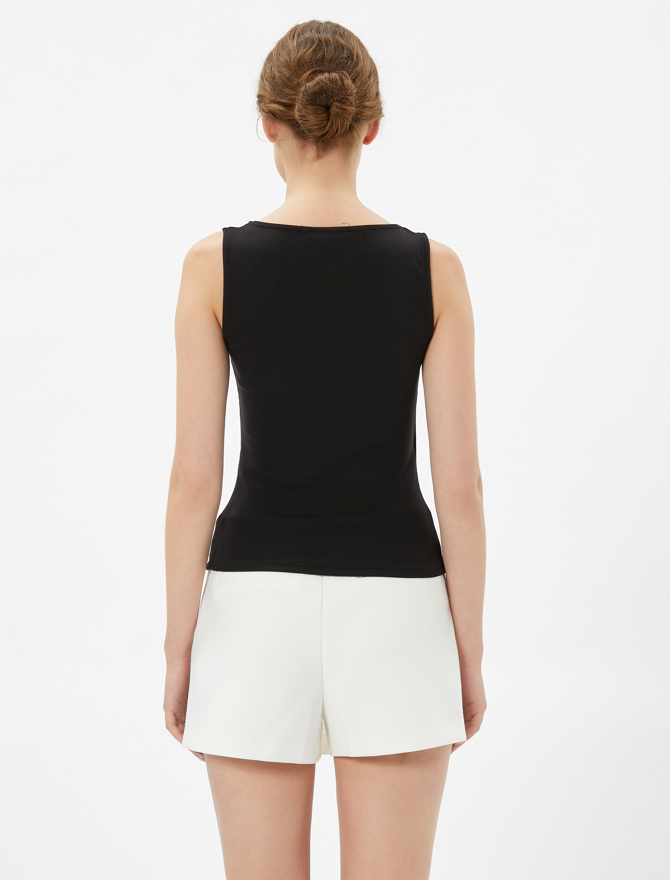   Basic Atlet U Yaka Kolsuz