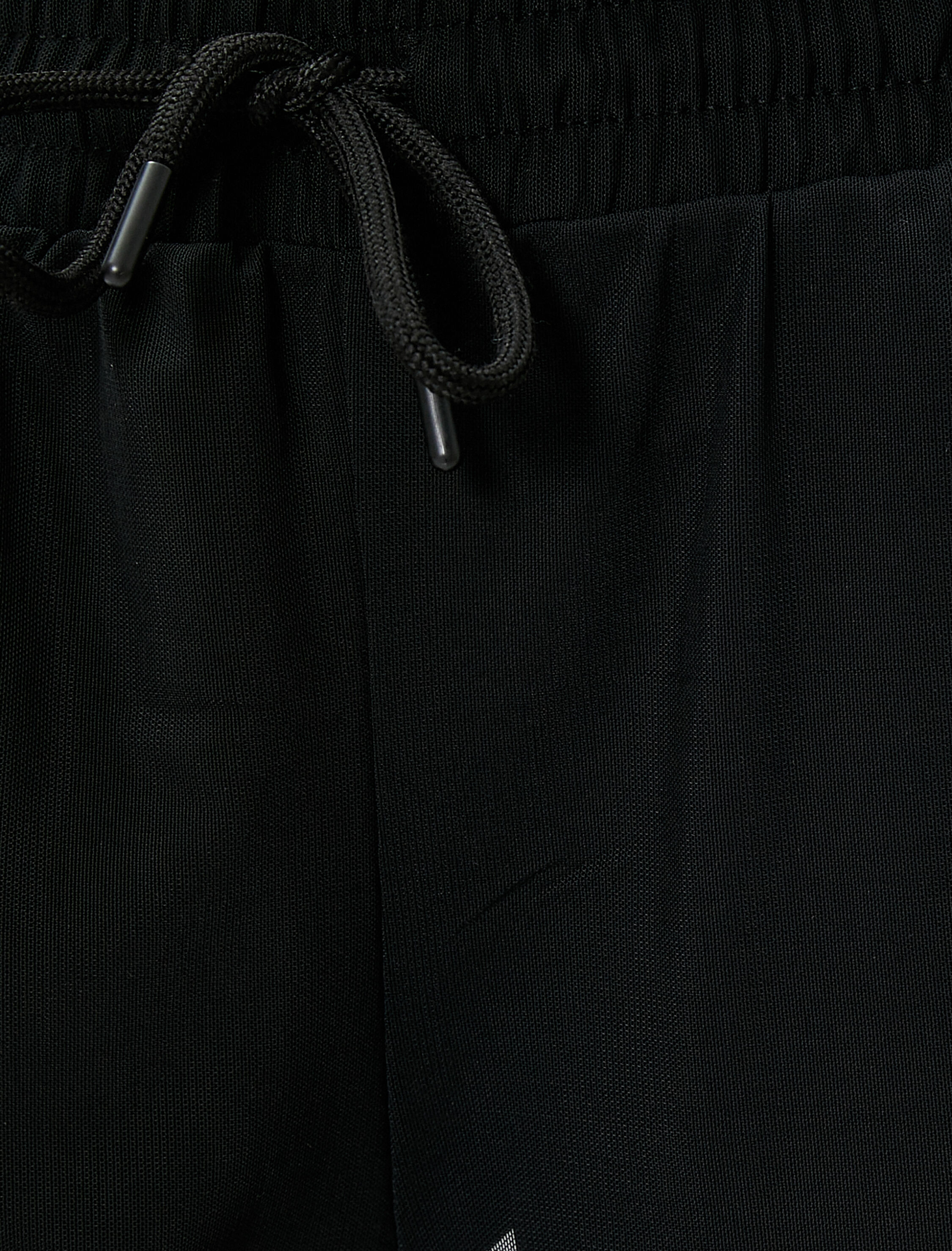   File Taytlı Şort Beli Bağlamalı