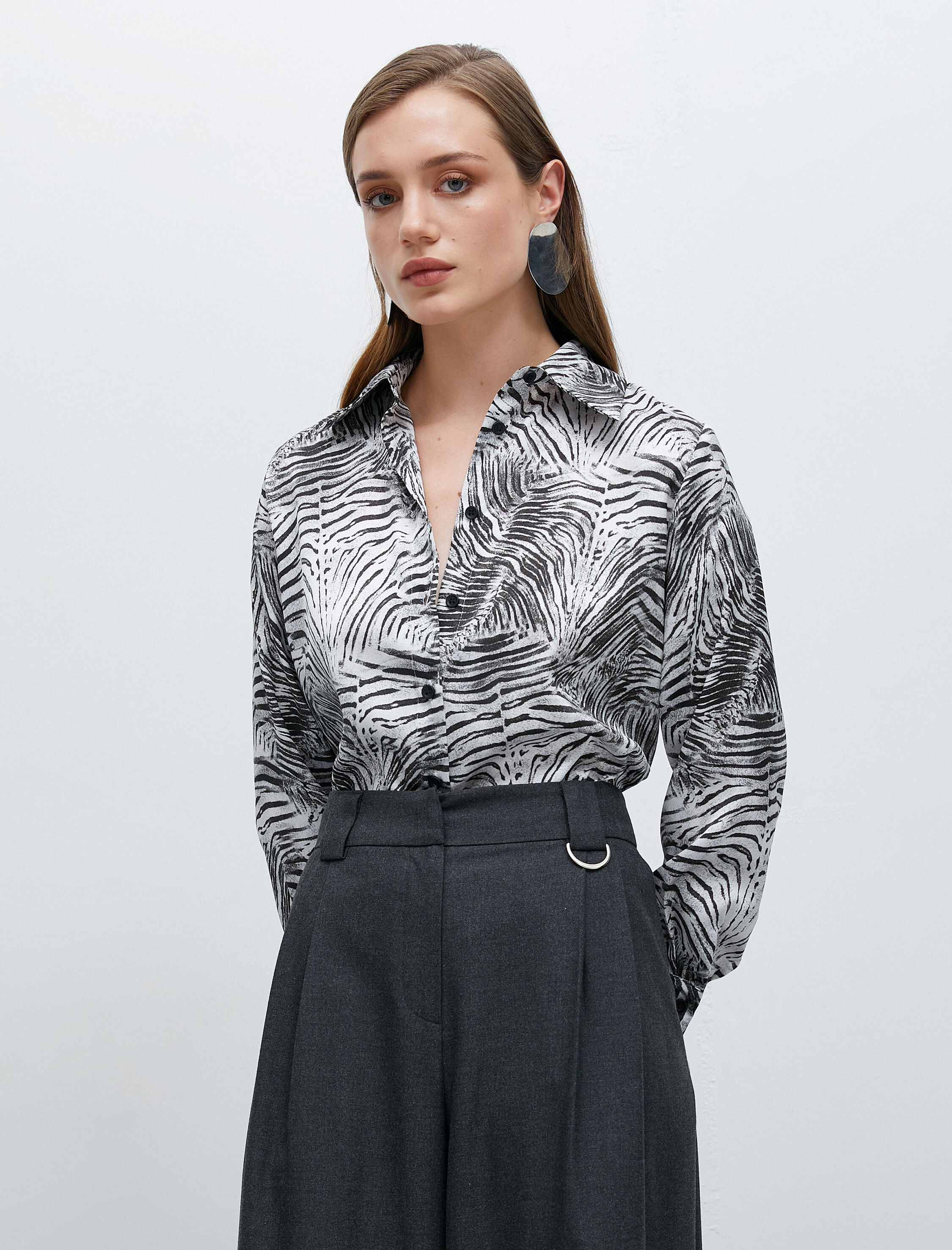   Saten Gömlek Animal Desenli Uzun Kollu