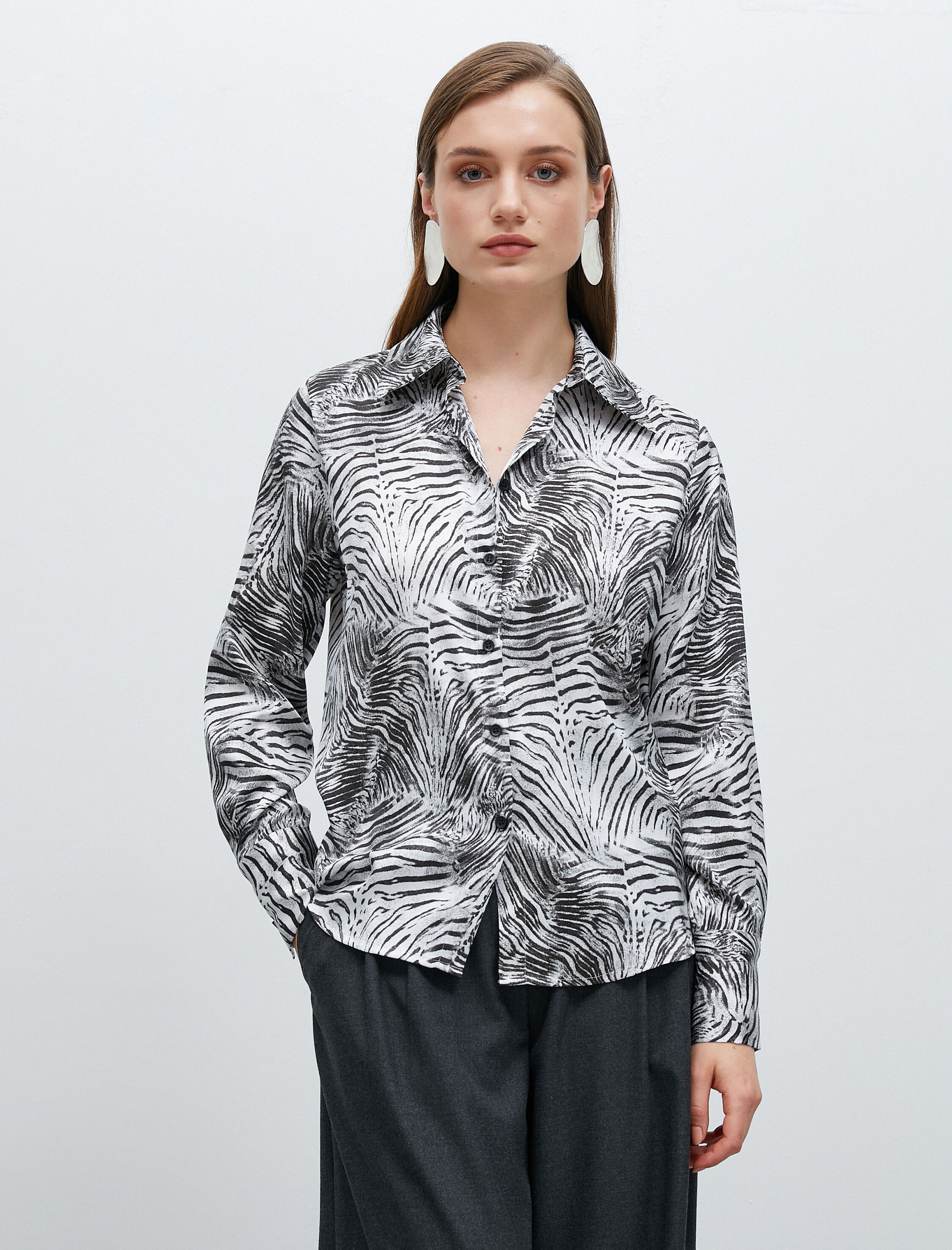   Saten Gömlek Animal Desenli Uzun Kollu