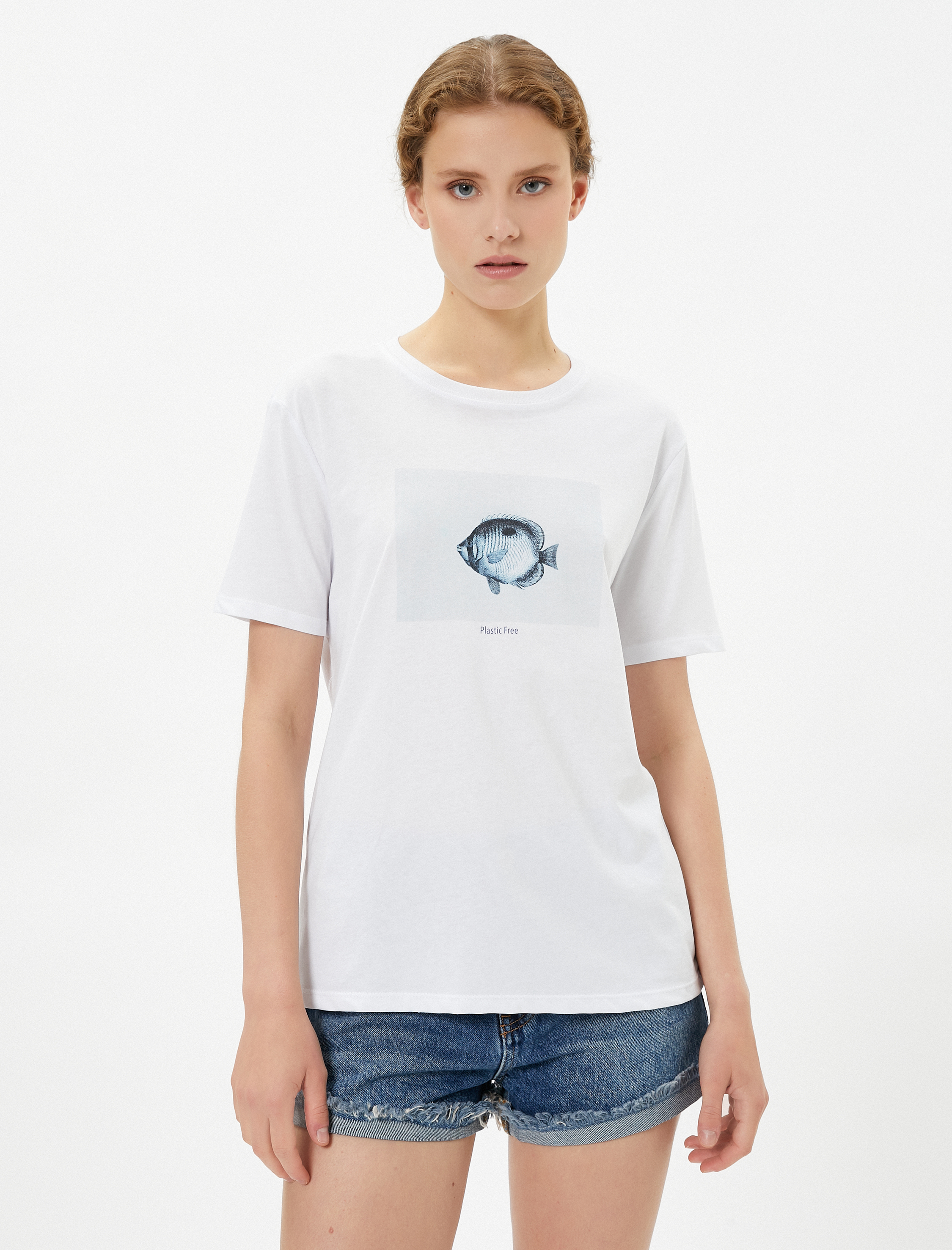   Koton X Şahika Ercümen - Balık Baskılı Pamuklu Tişört