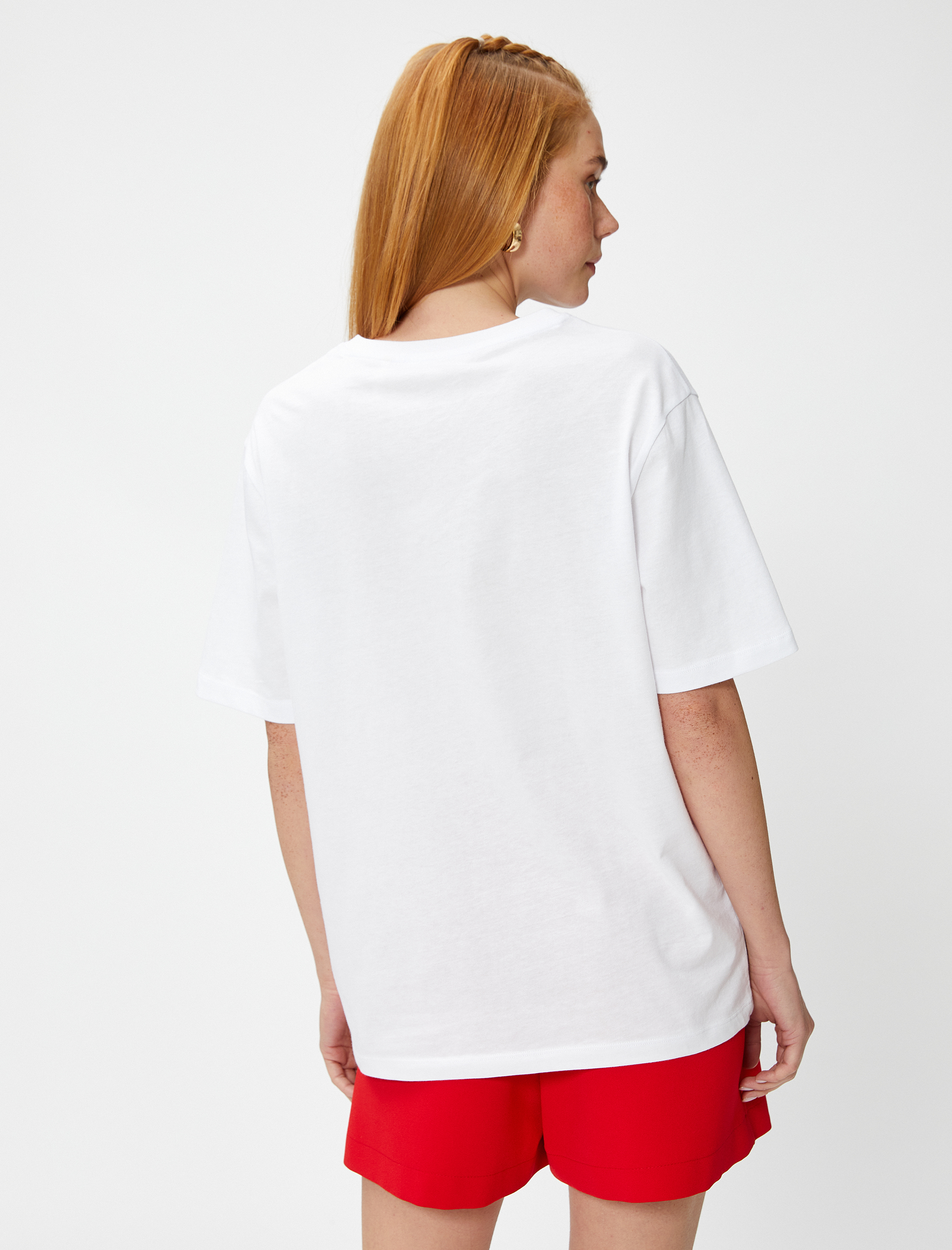   Tuba Ünsal X Koton - Baskılı Relax Fit Tişört