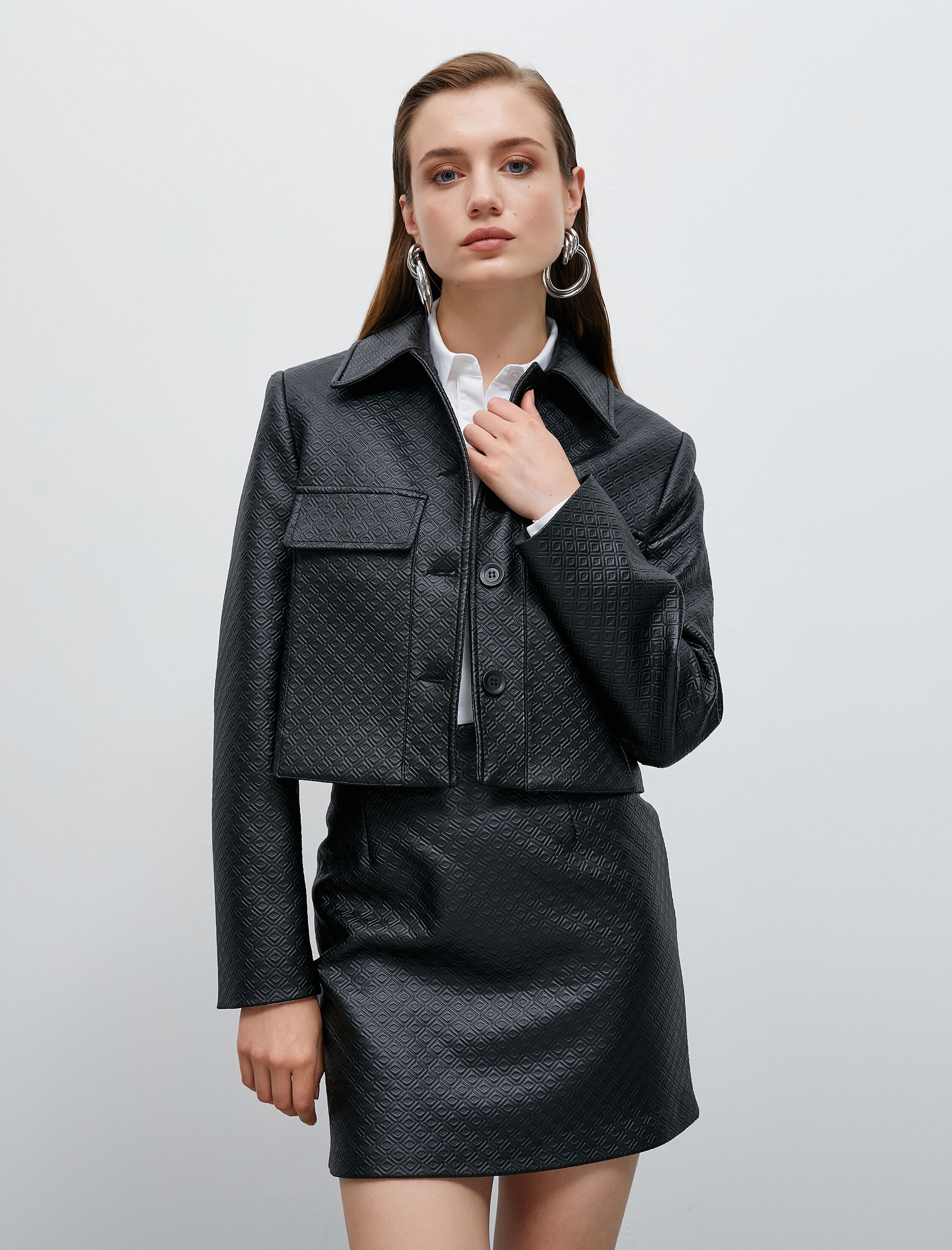   Crop Ceket Cepli Düğmeli Suni Deri